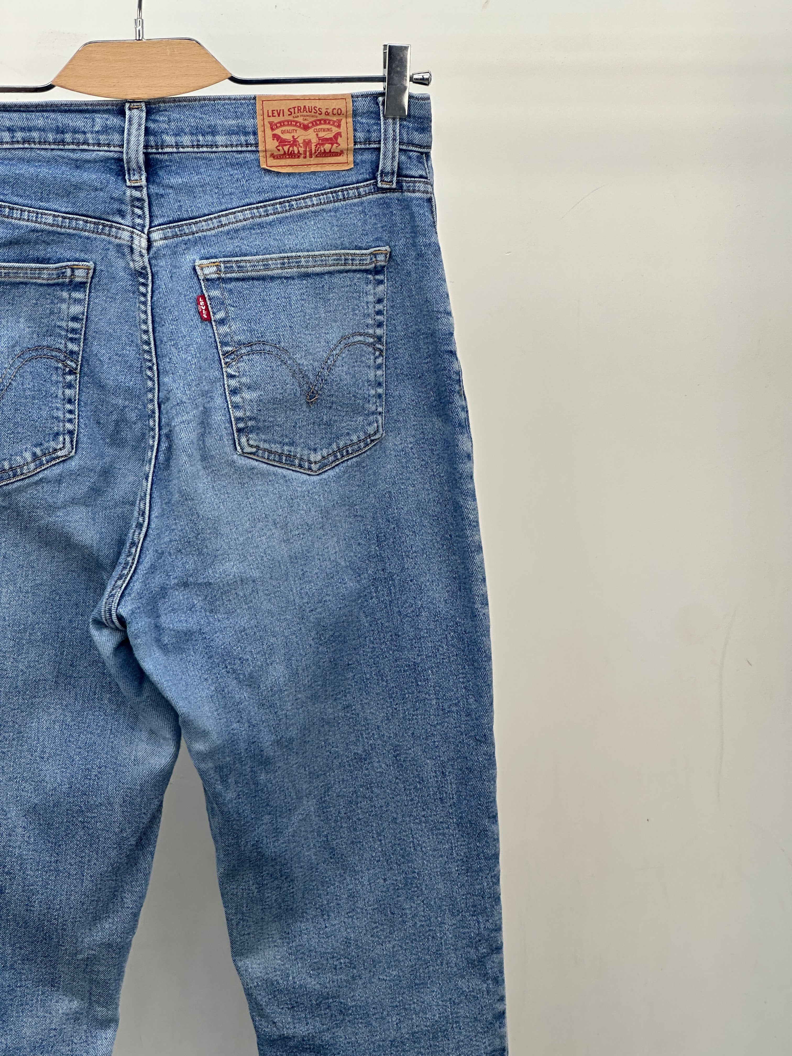 LEVI'S HIGH WAISTED MOM JEAN TAGLIA: 44 ITA = W30 L29