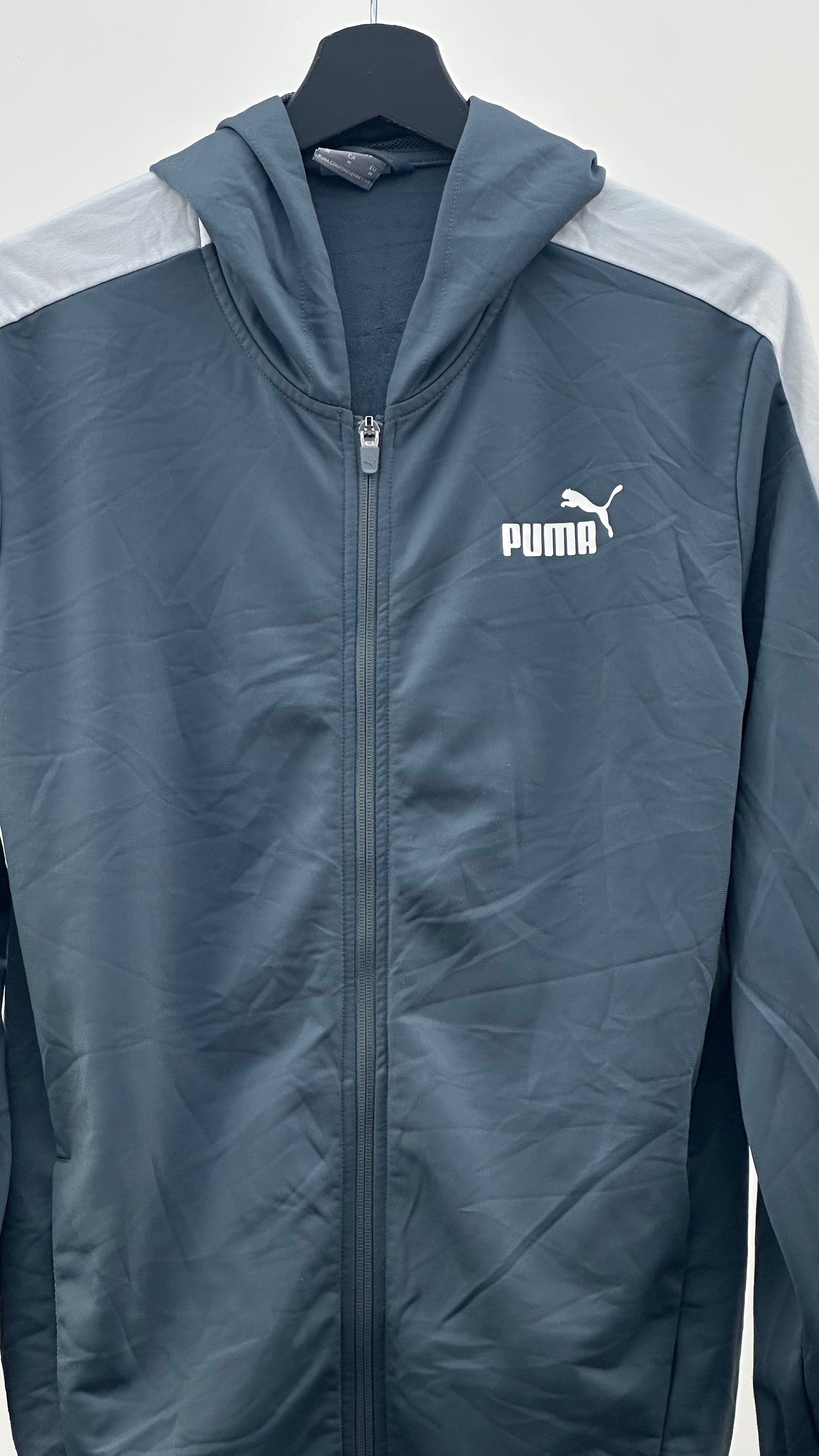 PUMA SWEATSHIRT SIZE: M