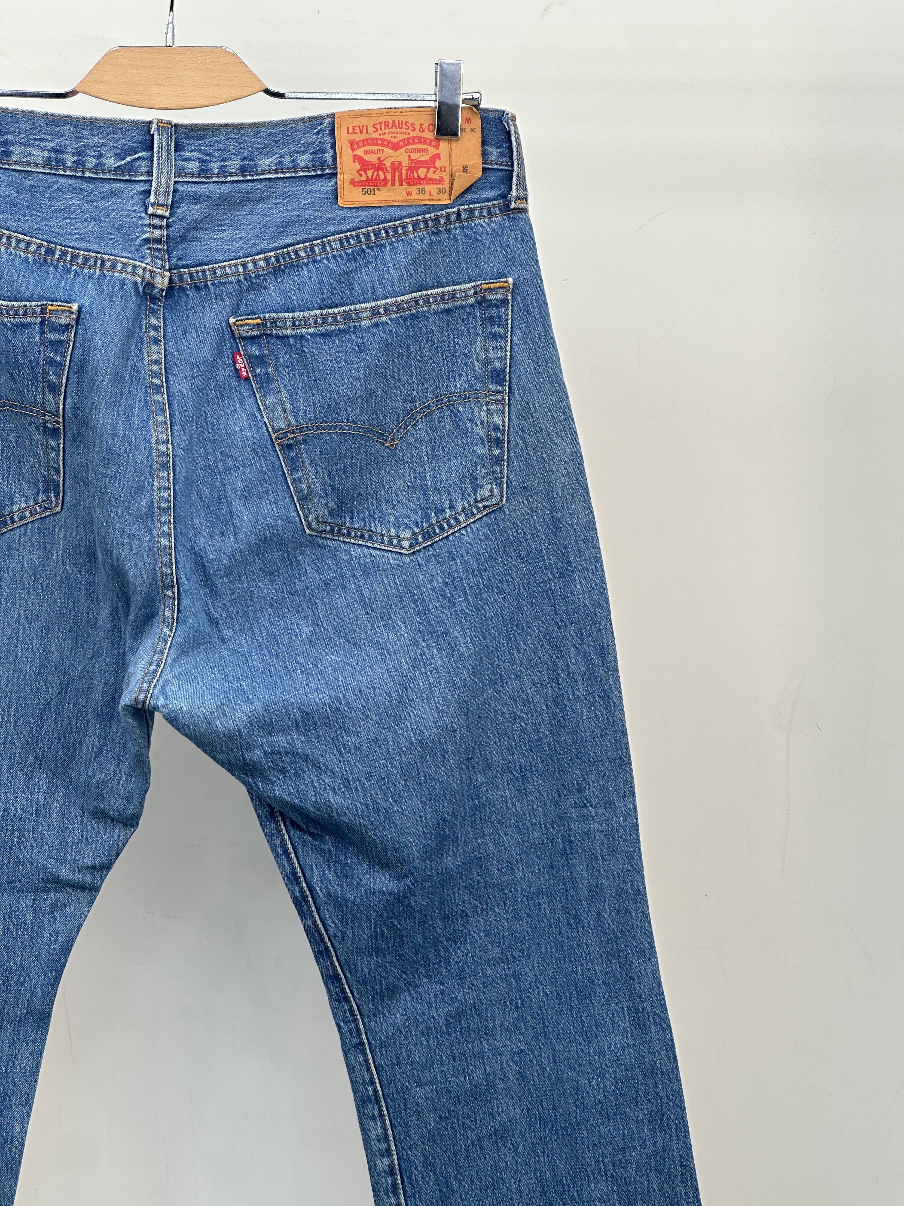 LEVI'S 501 REGULAR FIT TAGLIA: 50 ITA = W36 L30