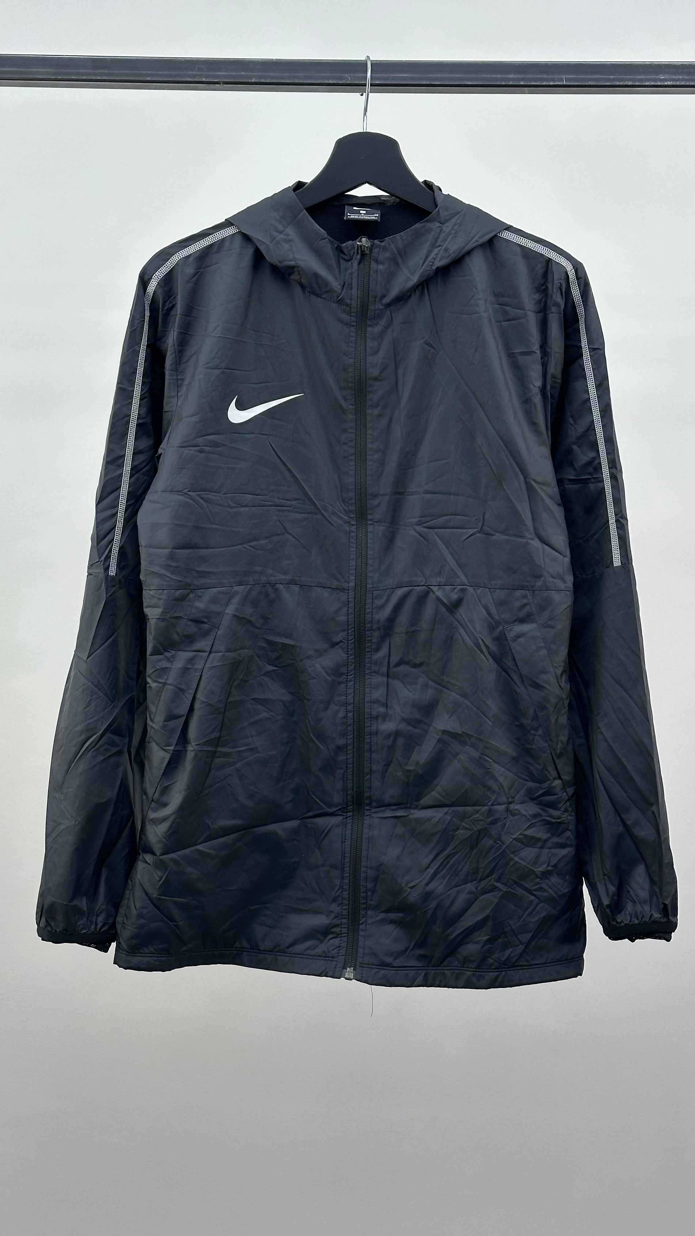 NIKE SWEATSHIRT SIZE: S