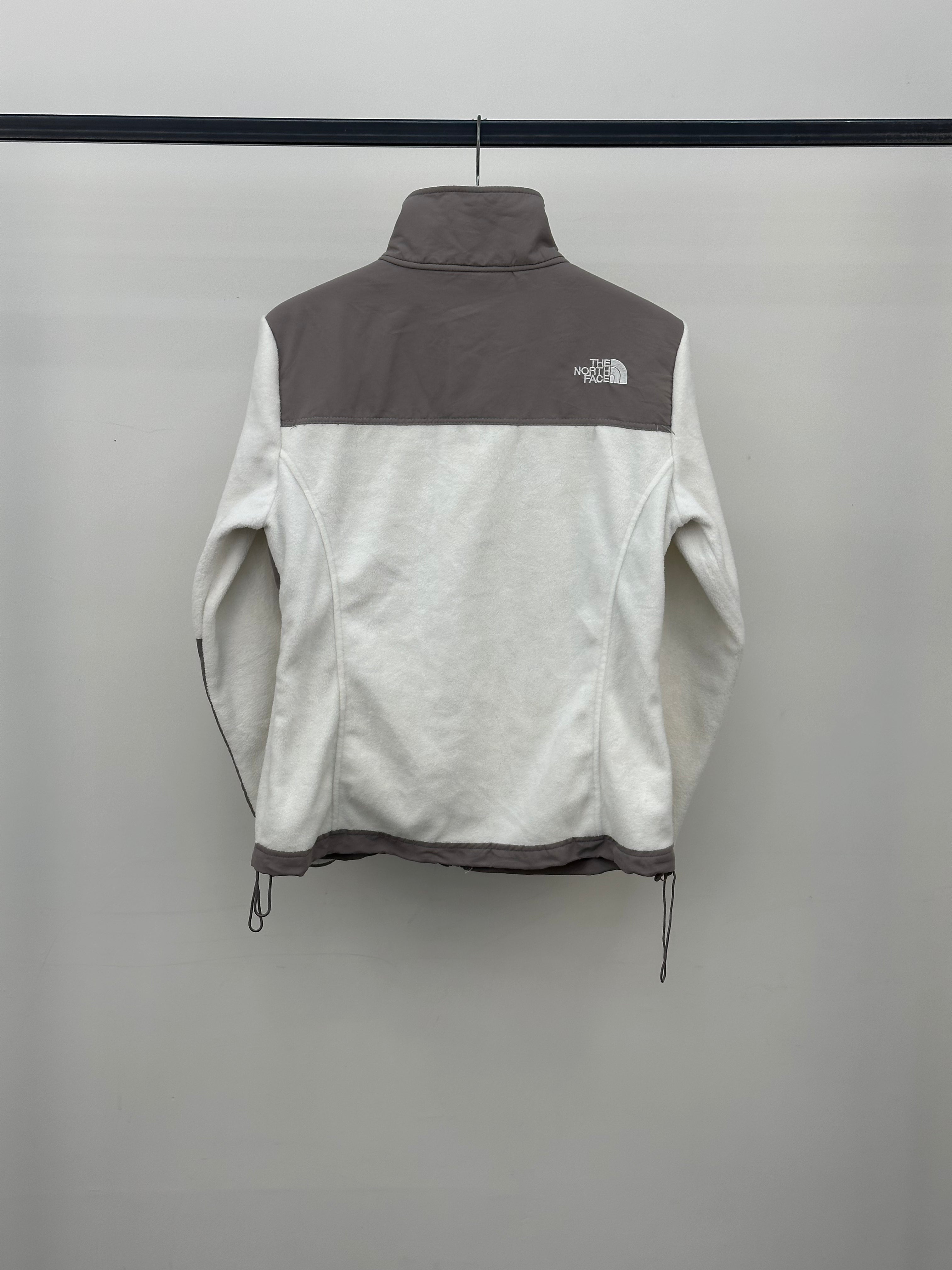 THE NORTH FACE SWEATSHIRT