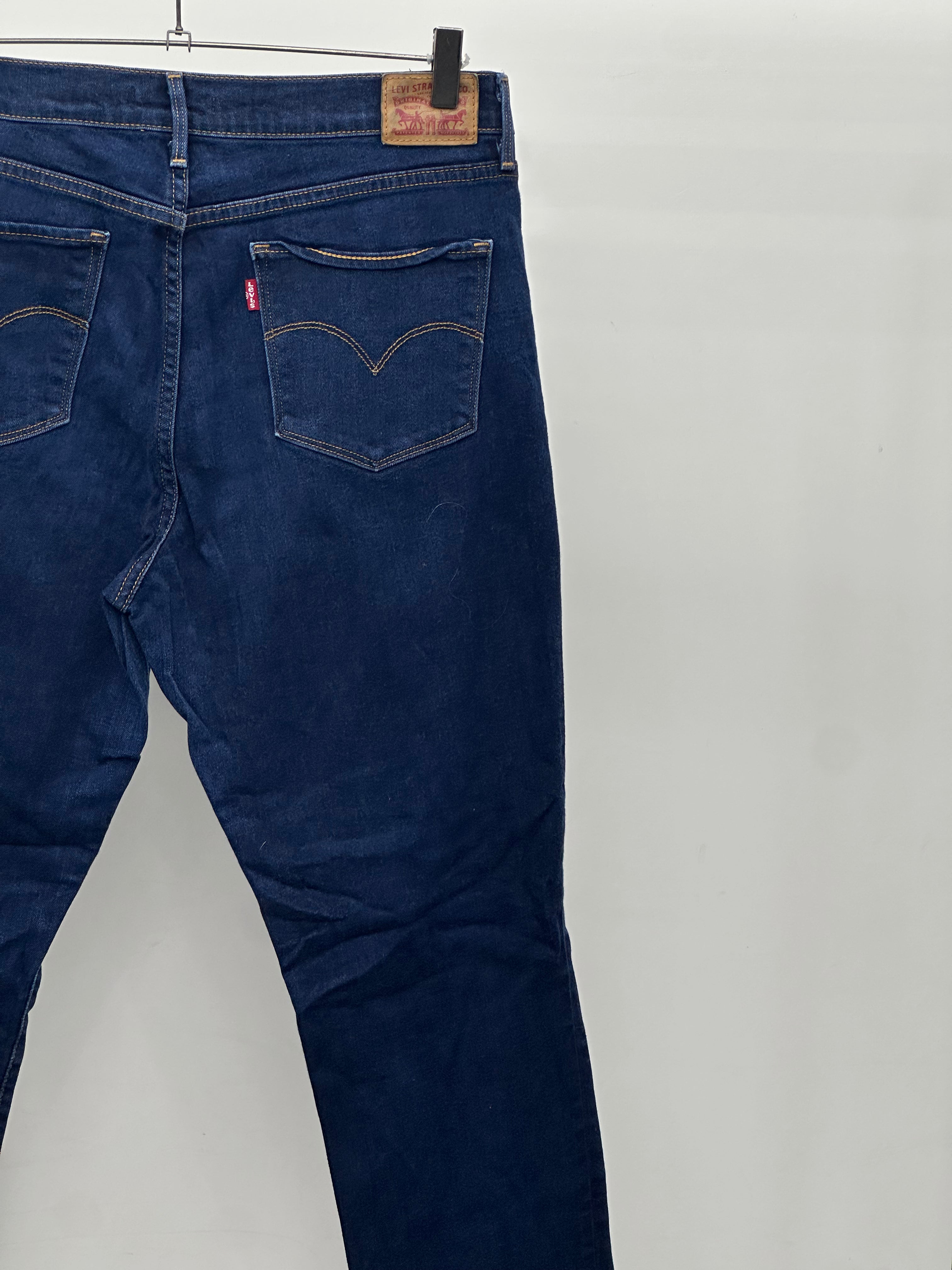 LEVI'S 312 SHAPING SLIM TAGLIA: 46 ITA = W32