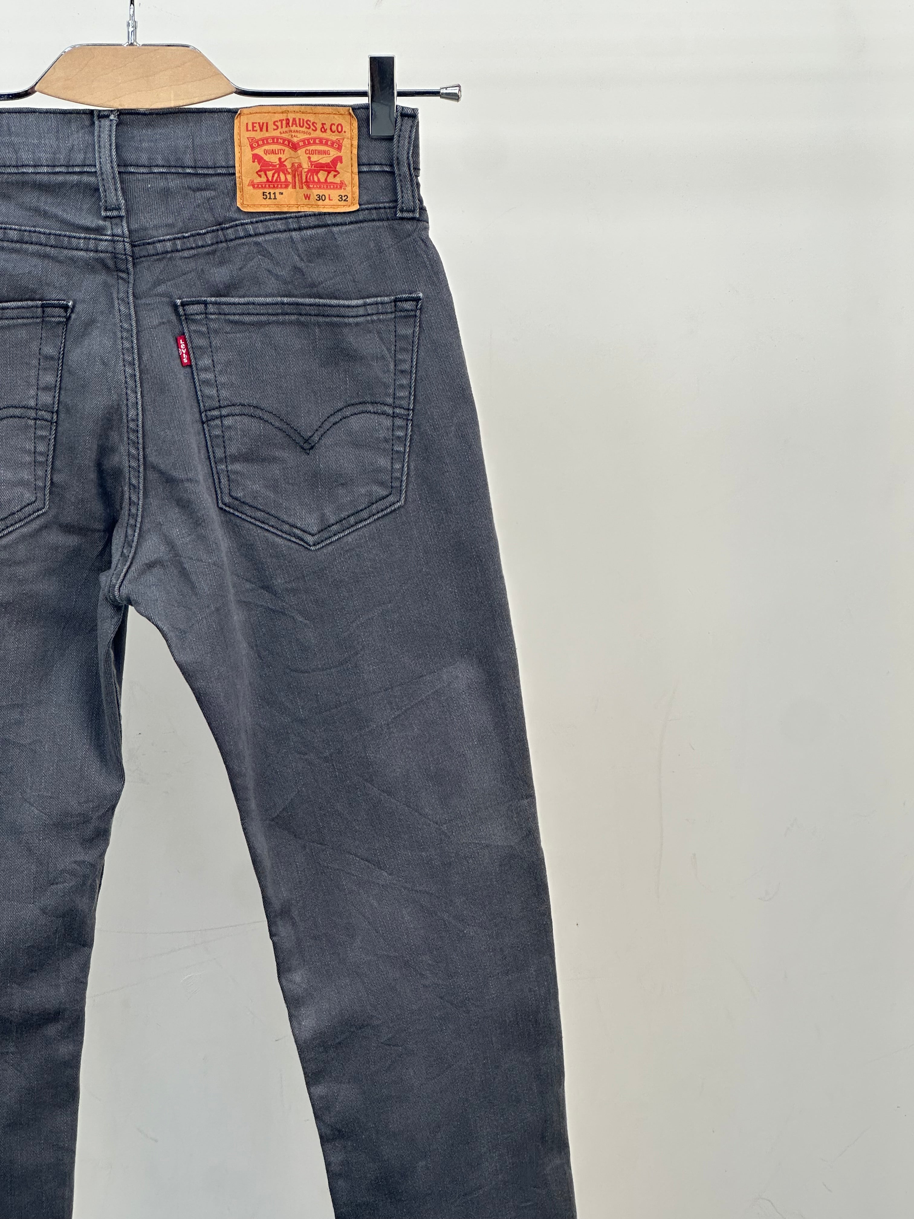 LEVI'S 511 SLIM FIT TAGLIA: 44 ITA = W30 L32