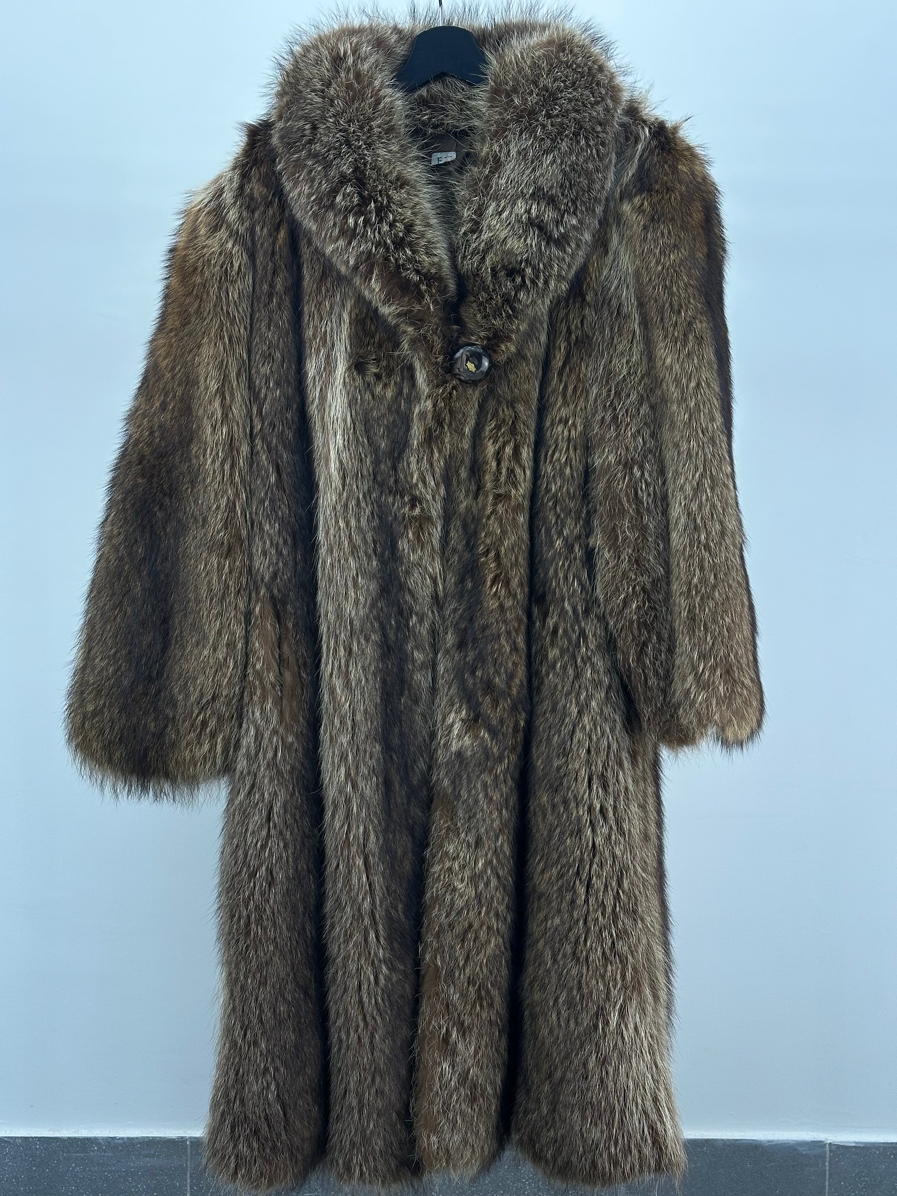 LONG FUR