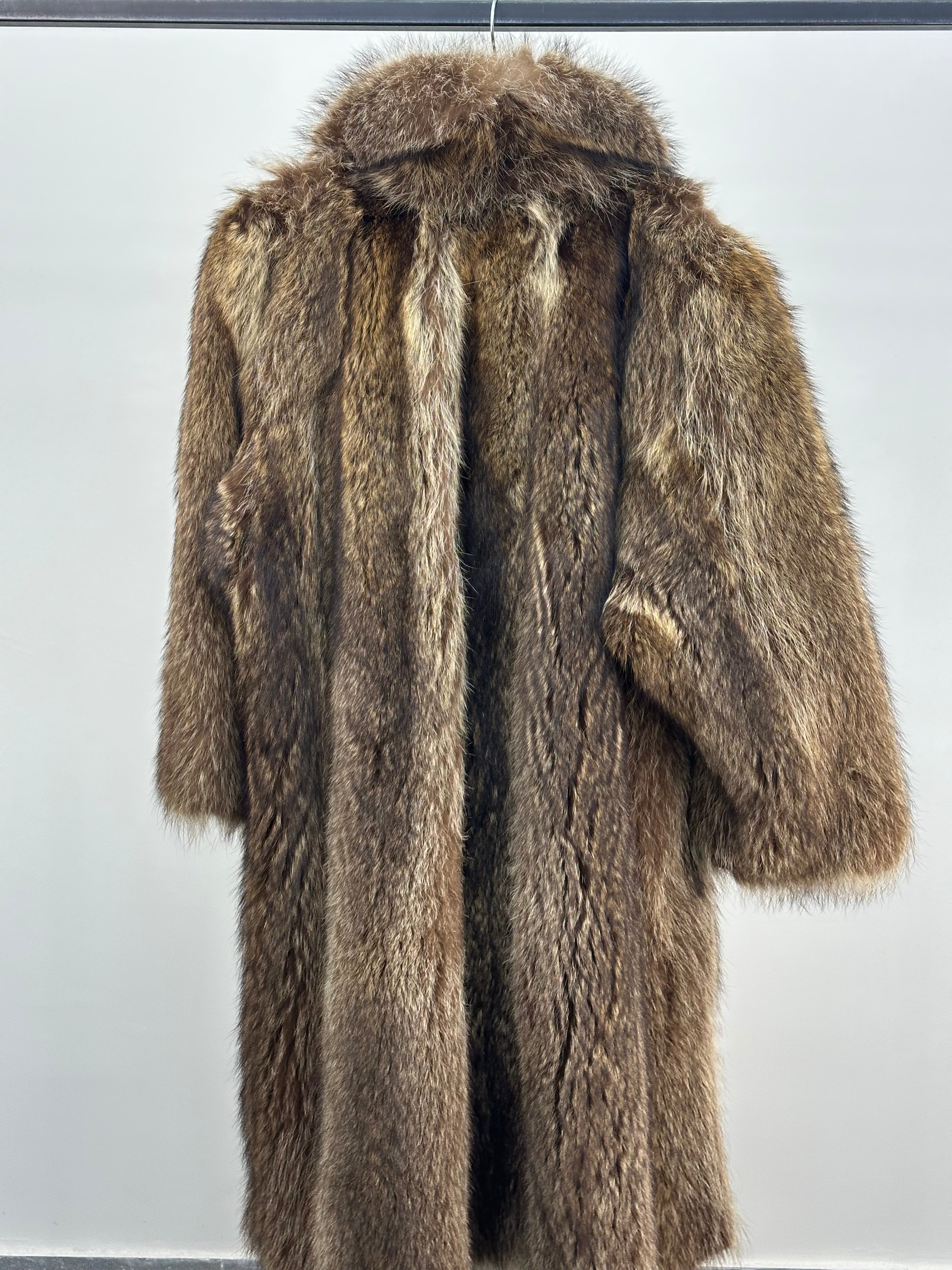 LONG FUR