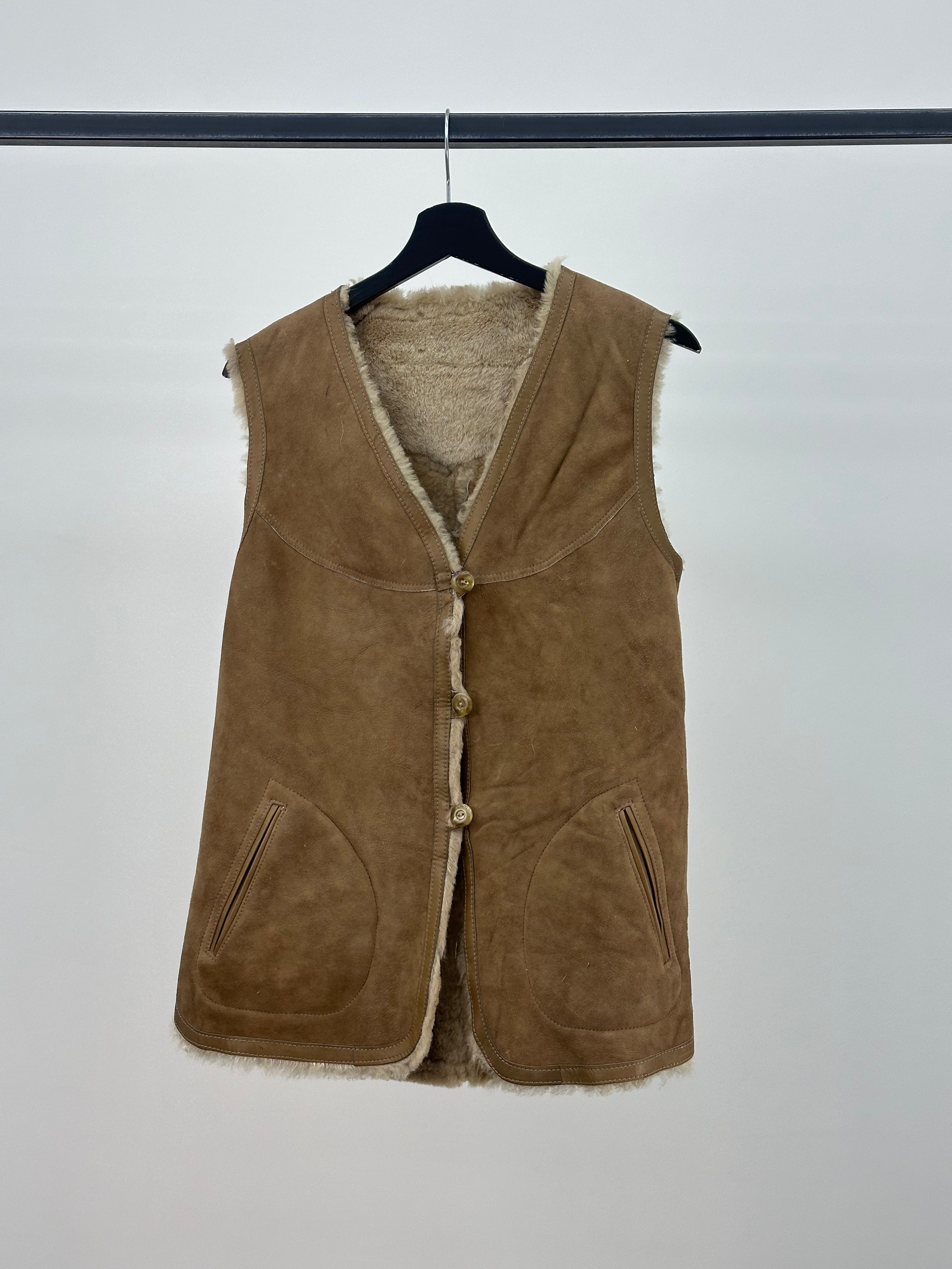 SHEARLING SLEEVELESS