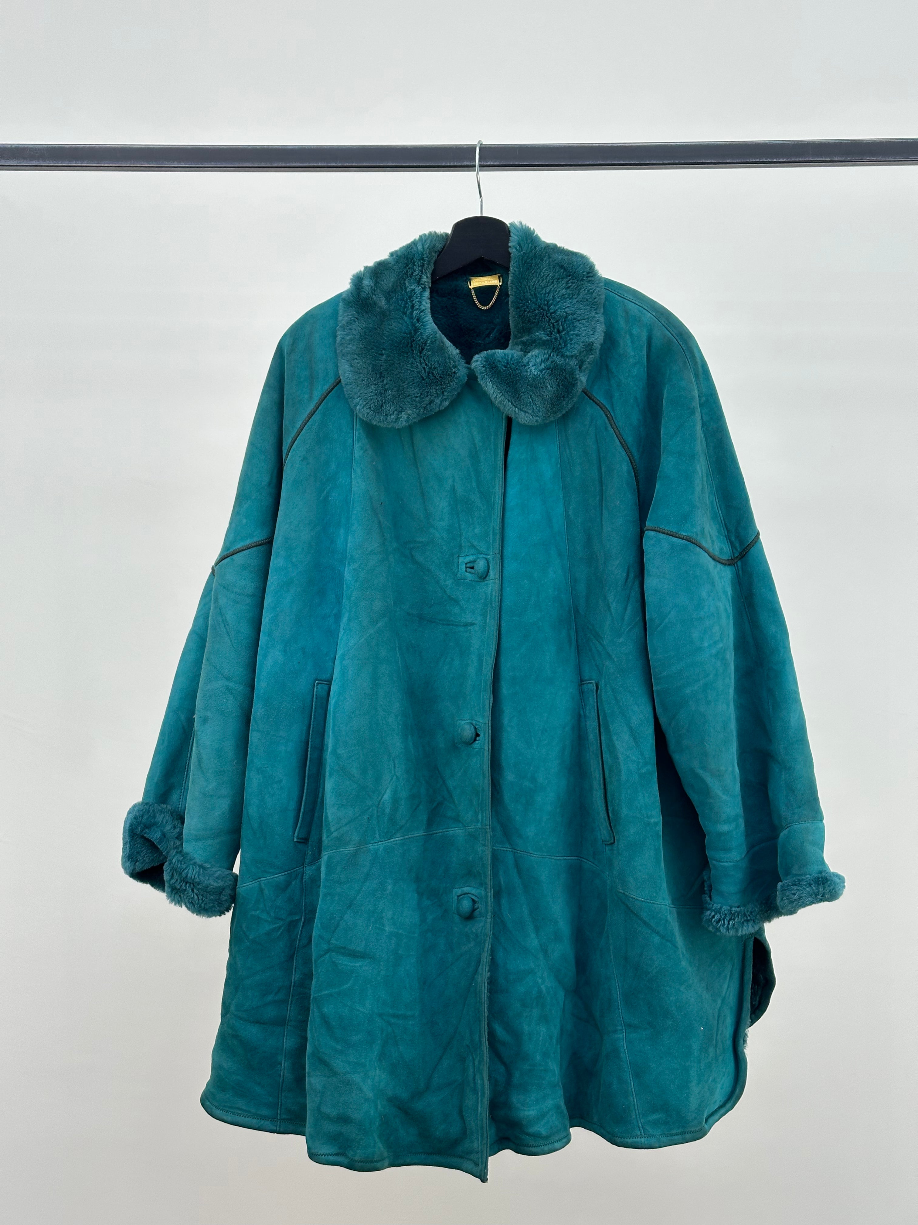SHEARLING SHEEPSKIN