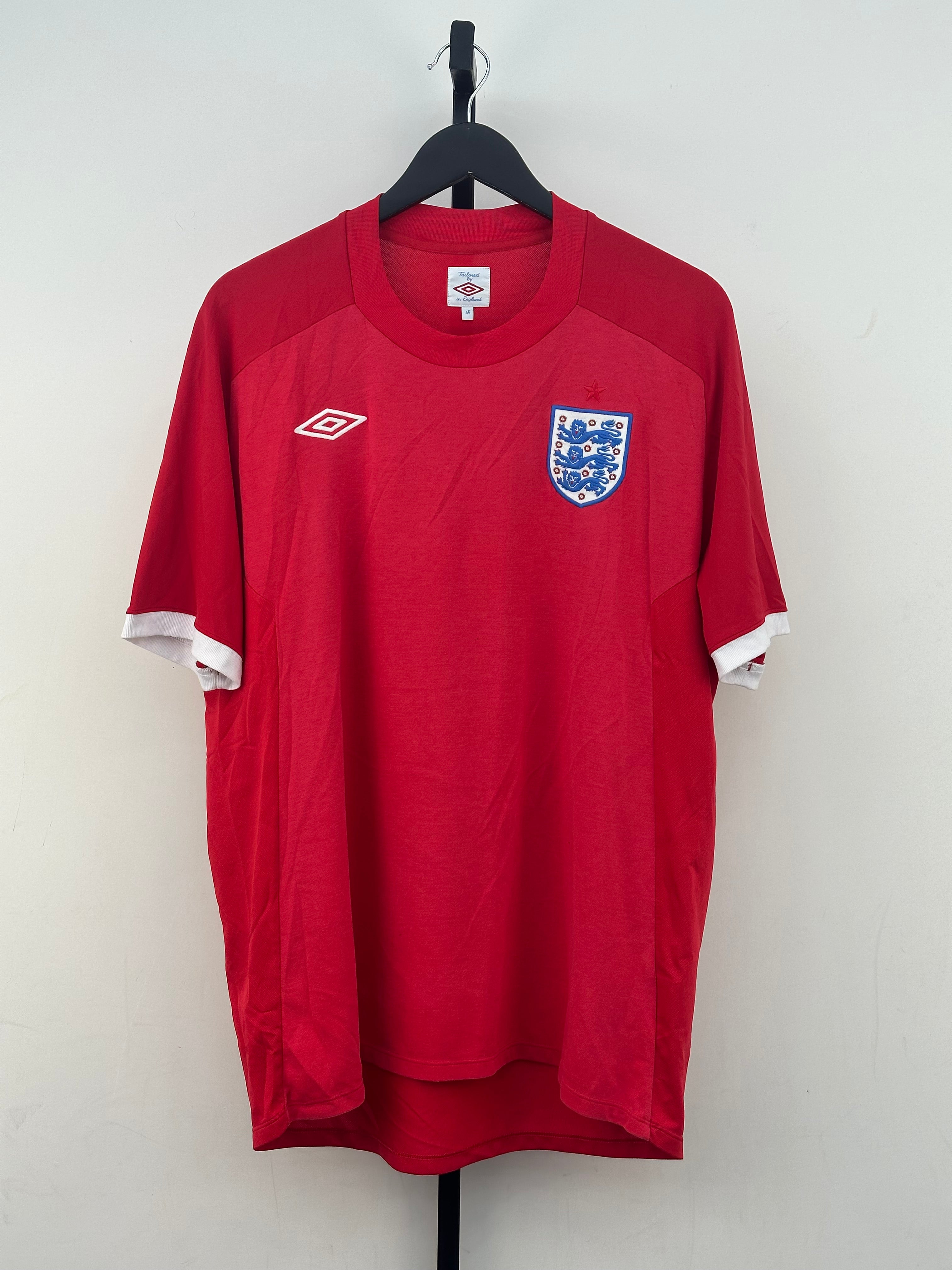 T-SHIRT NATIONAL ENGLAND: 46