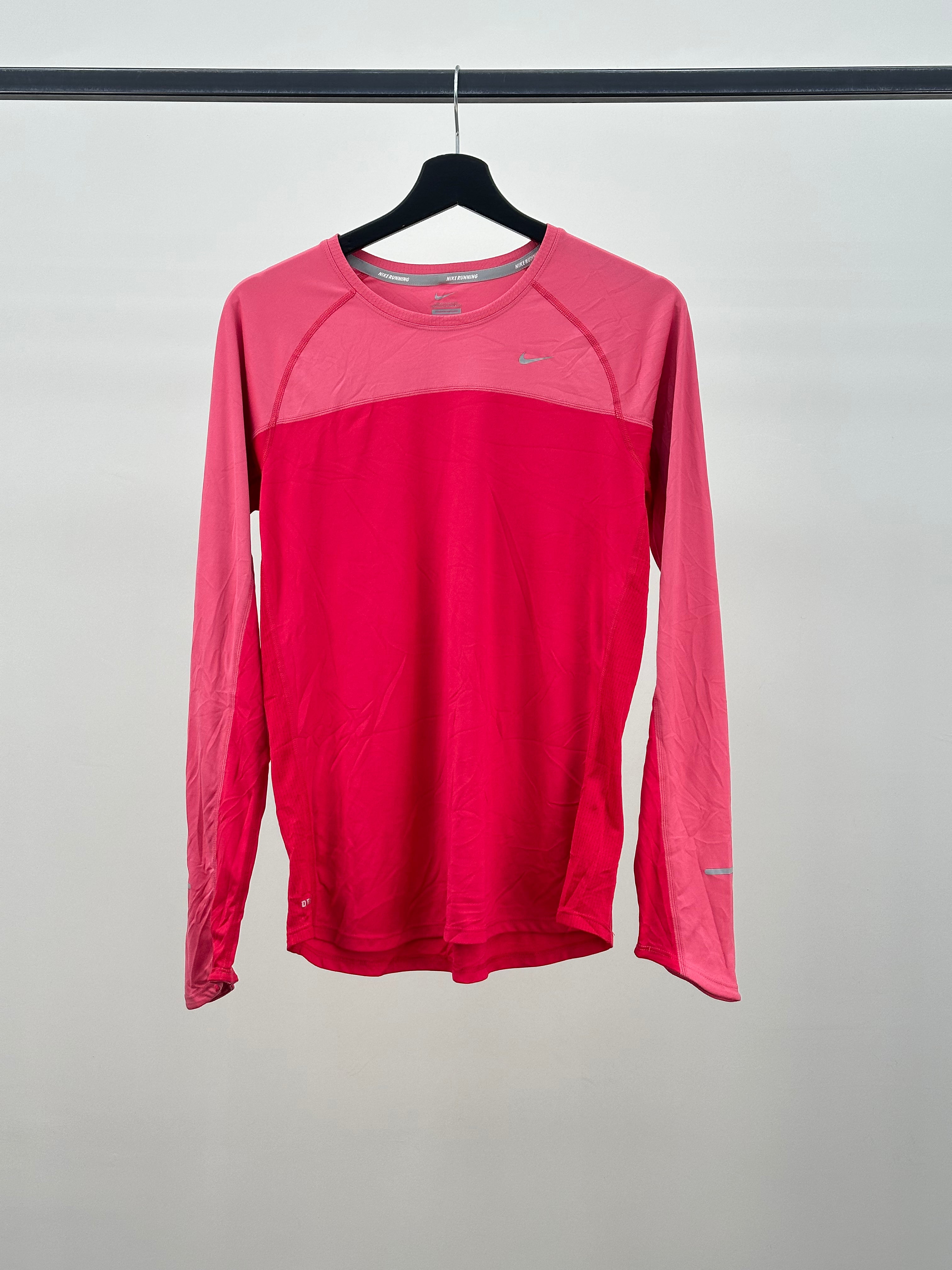 NIKE T-SHIRT