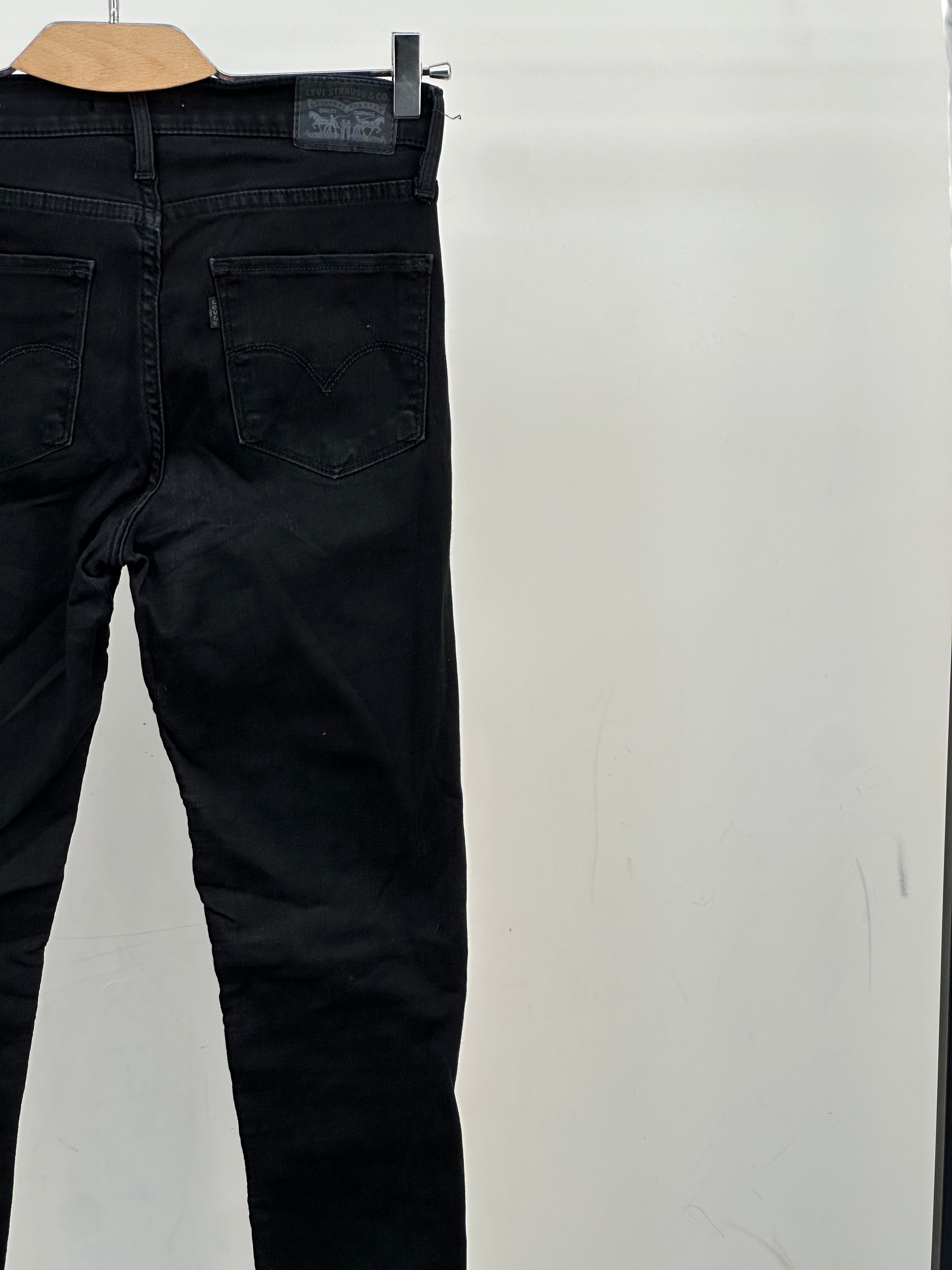 LEVI'S 720 HIGH RISE SUPER SKINNY FIT TAGLIA: 41 ITA = W27 L32