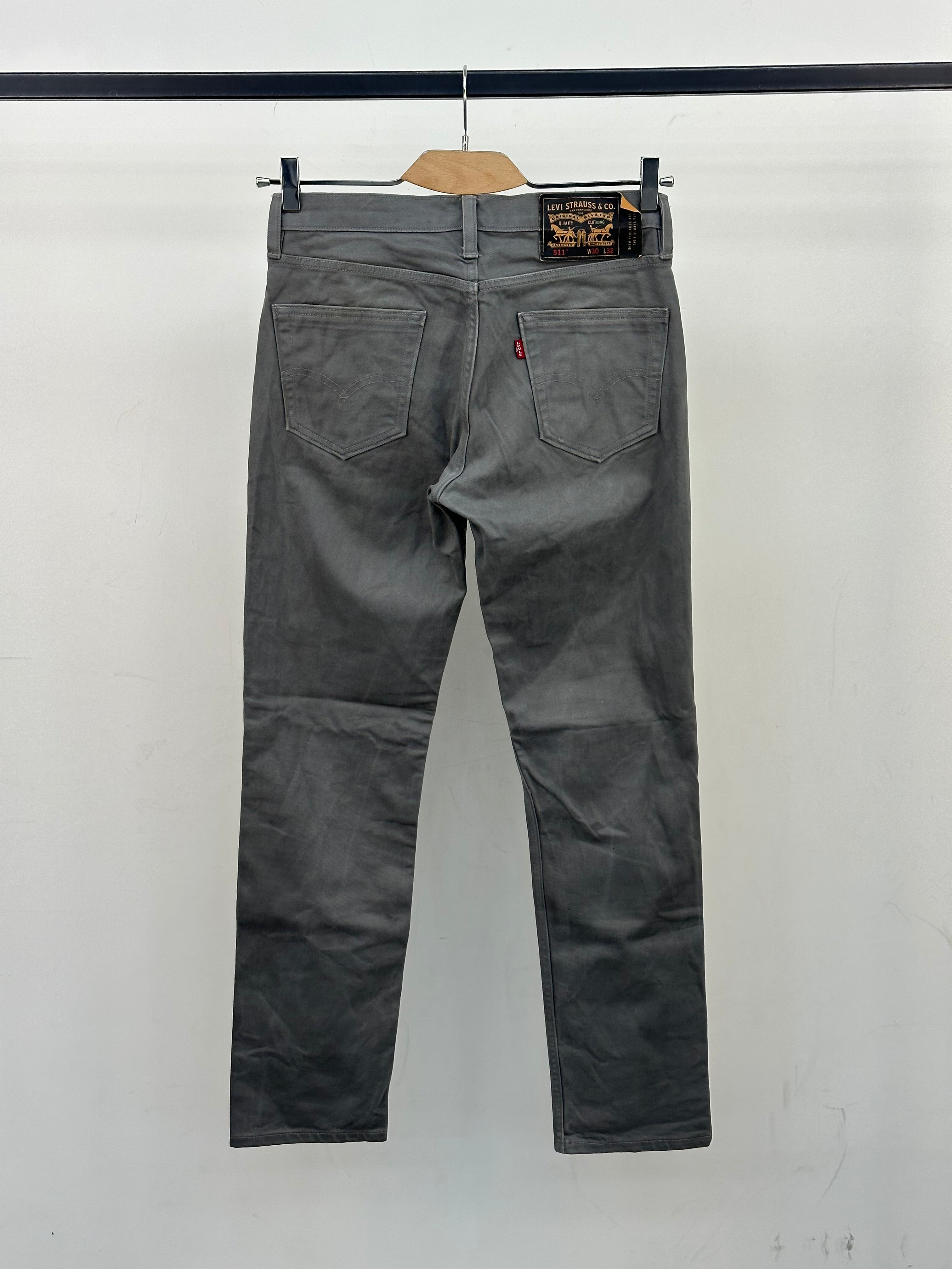 LEVI'S 511 SLIM FIT: 44 ITA = W30 L32