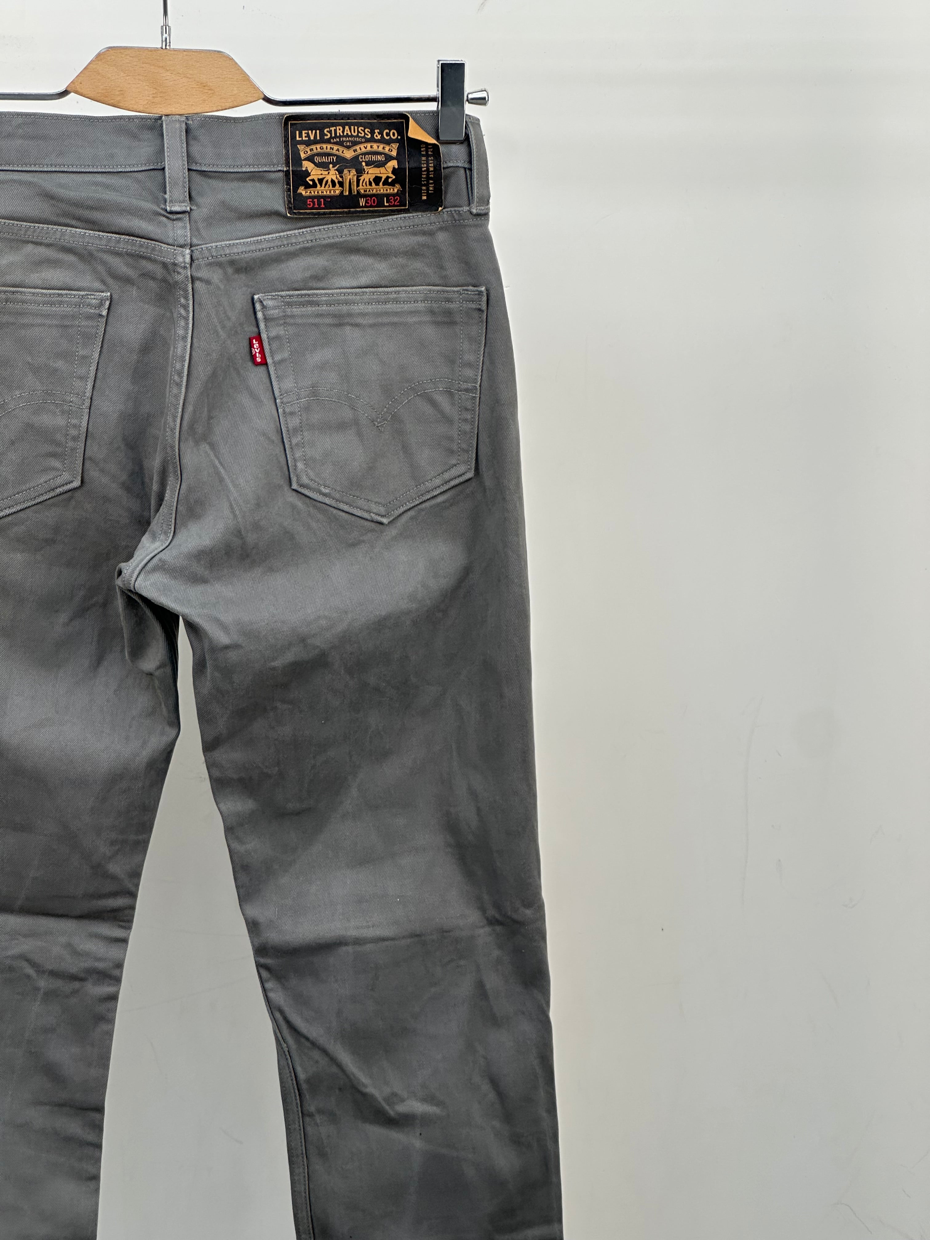 LEVI'S 511 SLIM FIT: 44 ITA = W30 L32