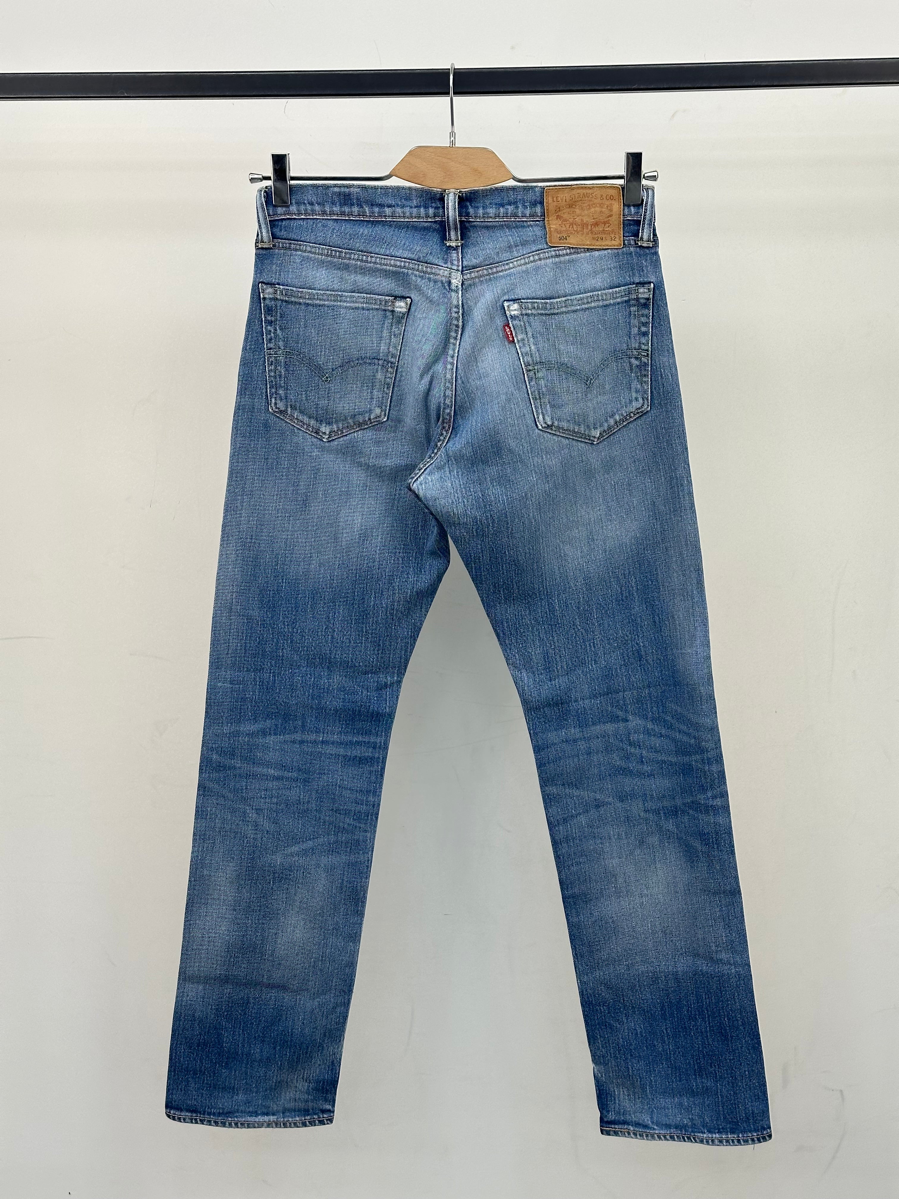 LEVI'S 504 REGUALR FIT: 43 ITA = W29 L32