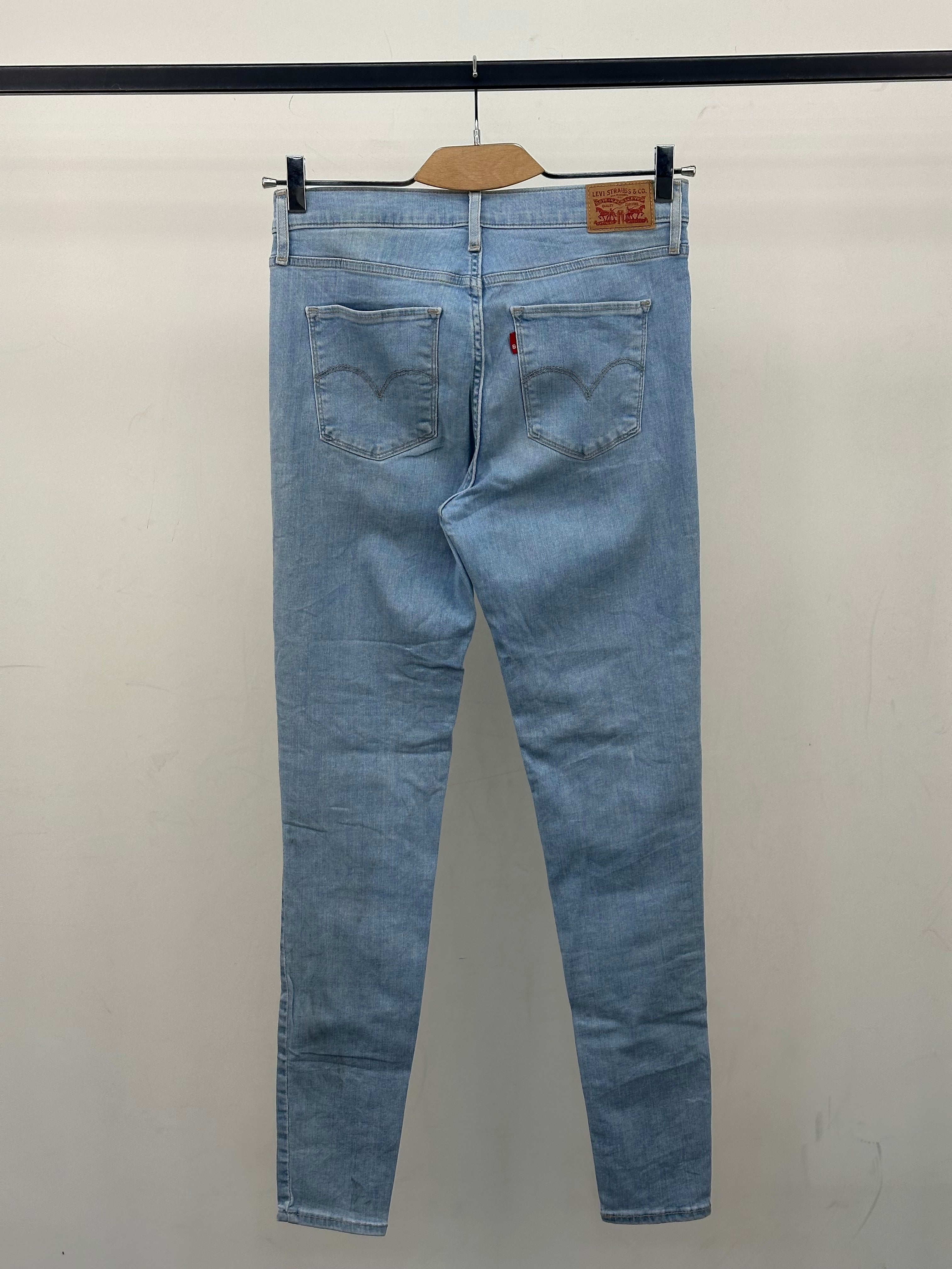 LEVI'S 720 HIGH RISE SUPER SKINNY: 43 ITA = W29 L32