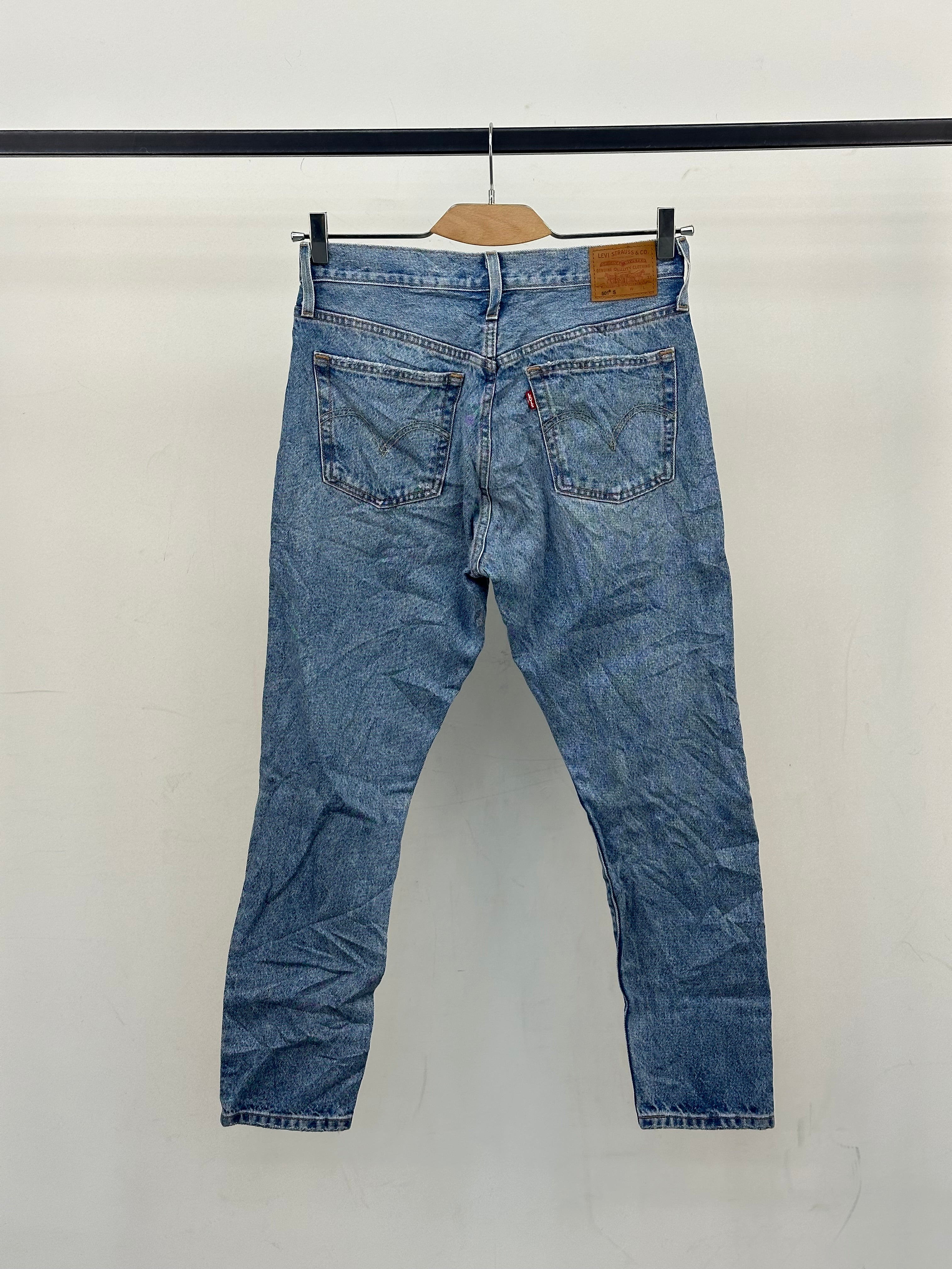 LEVI'S 501'S : 42 ITA = W28 L28