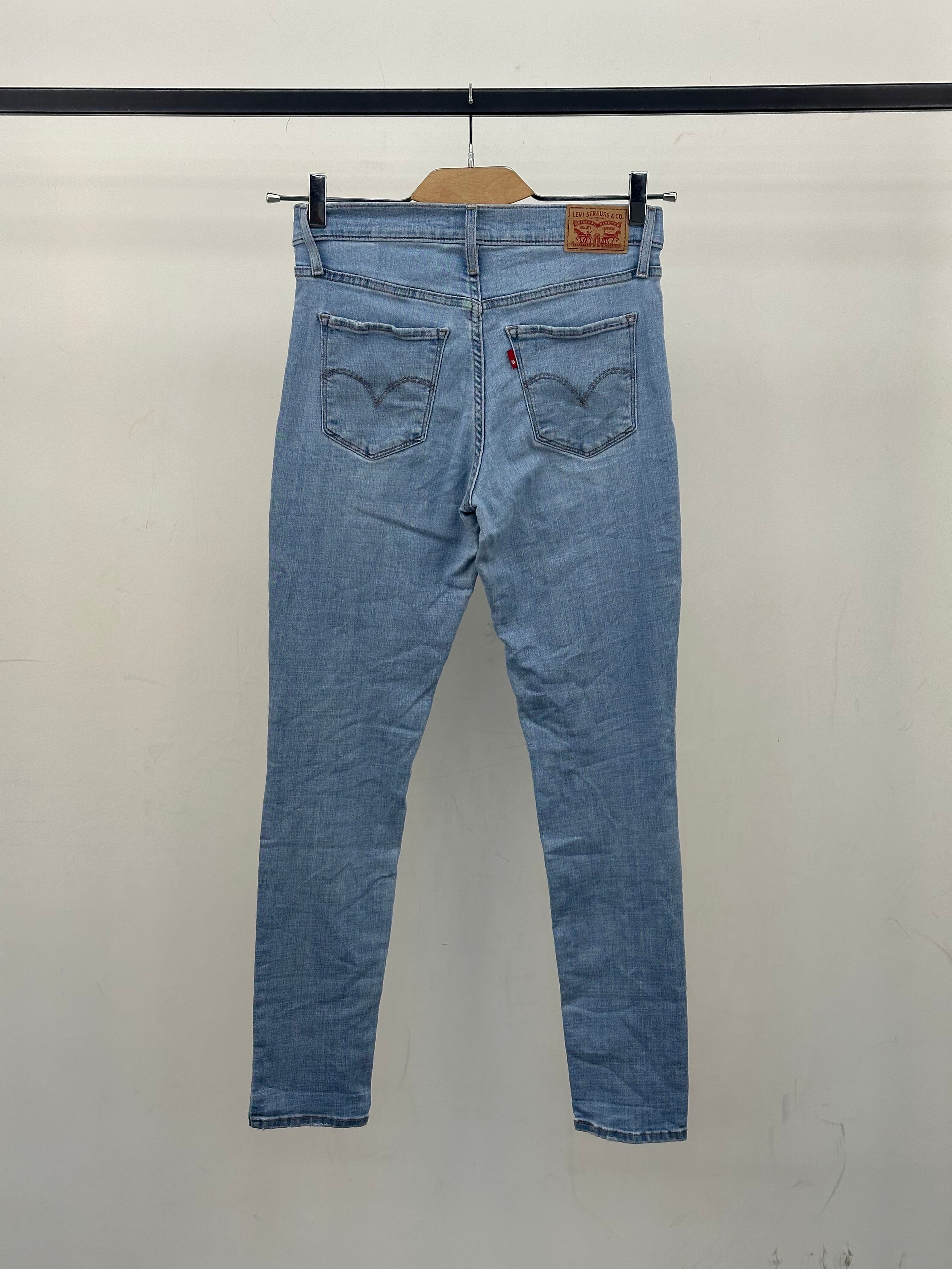 LEVI'S 311 SHAPING SKINNY: 41 ITA = W27 L30