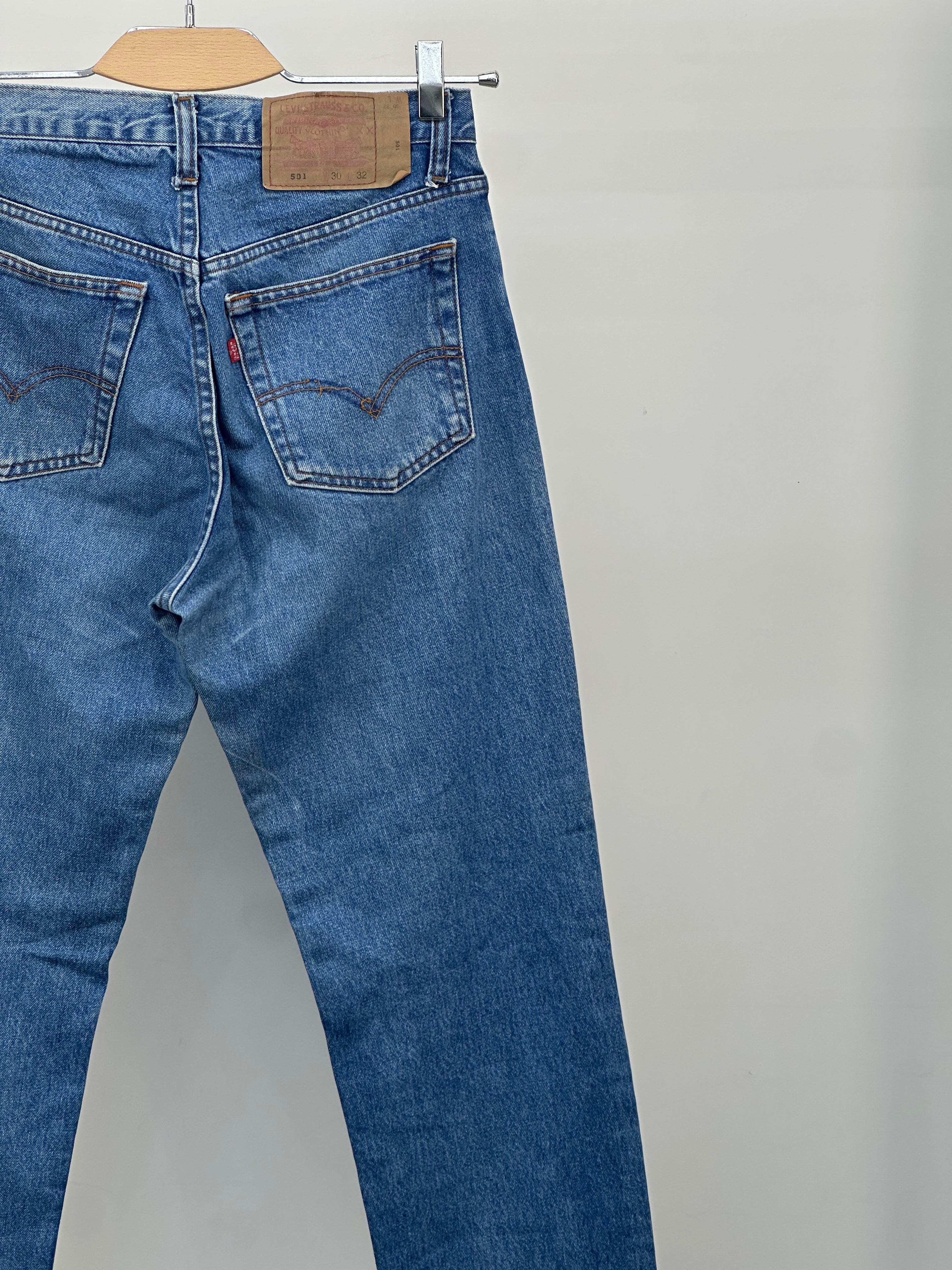 LEVI'S 501 TAGLIA: 44 ITA = W30 L32