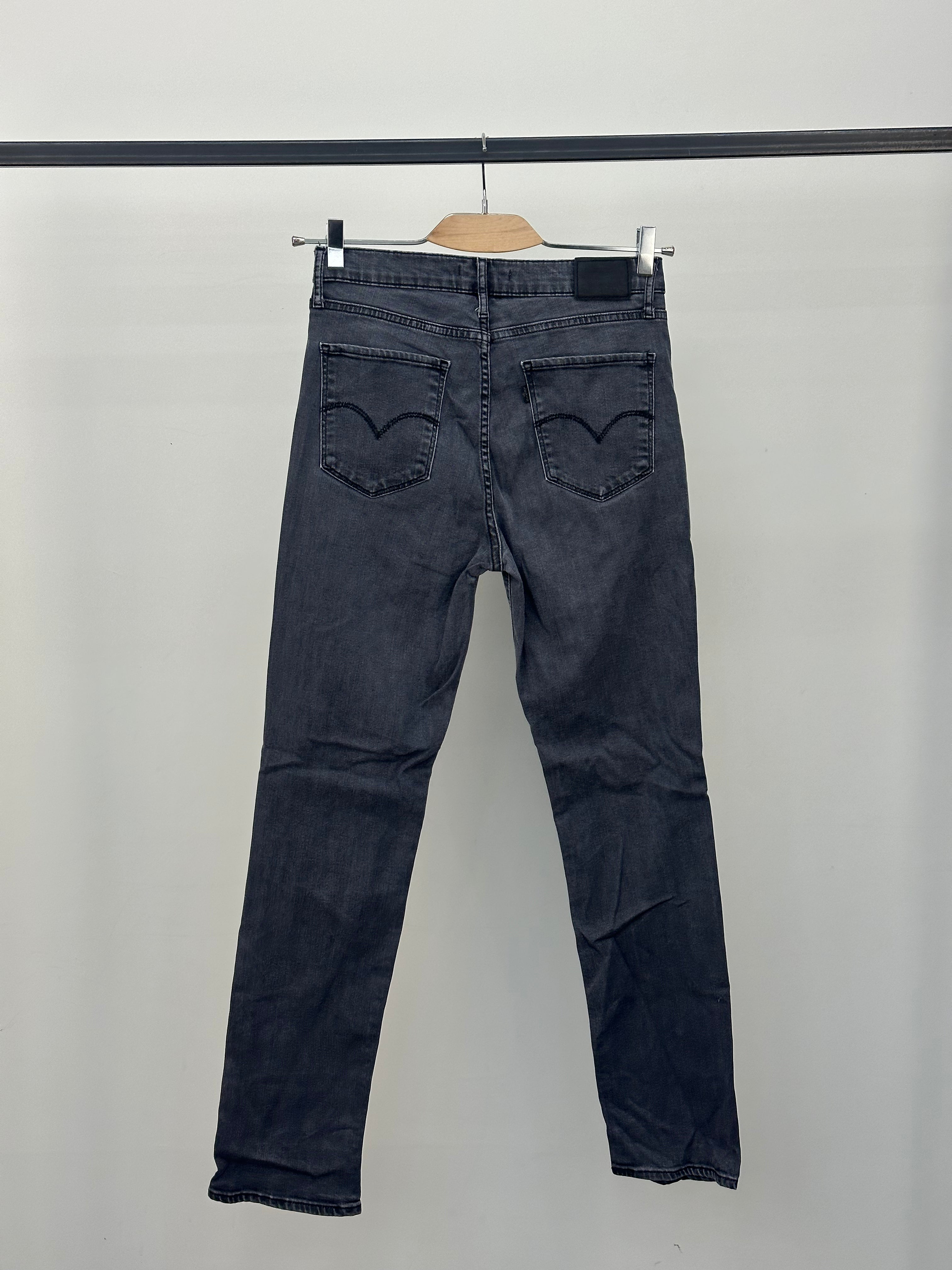 LEVI'S 724 HIGH RISE STRAIGHTTAGLIA: 44 ITA = W30 L32