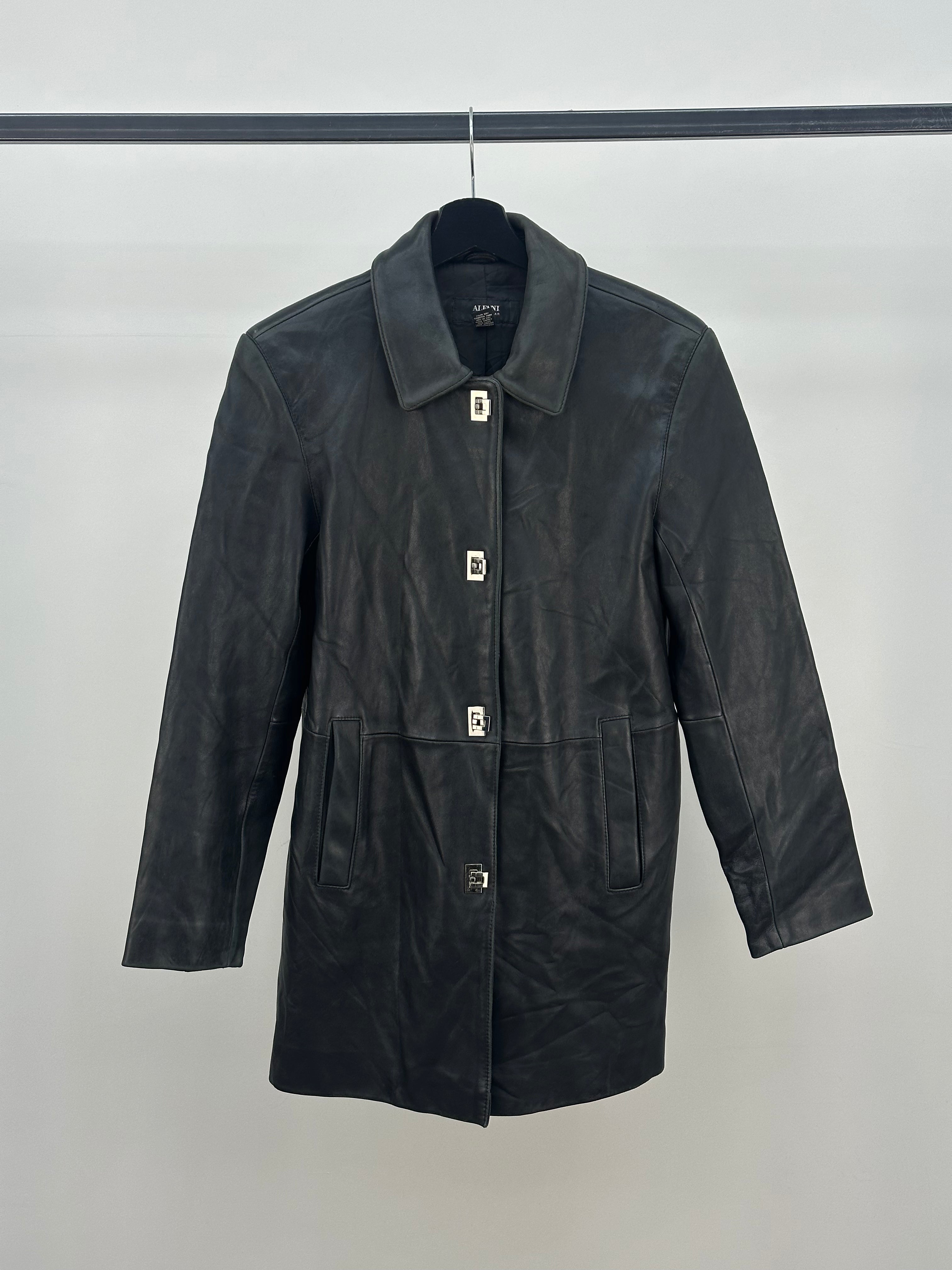 WOMEN'S GENUINE LEATHER JACKET WITH CLIP CLOSURE