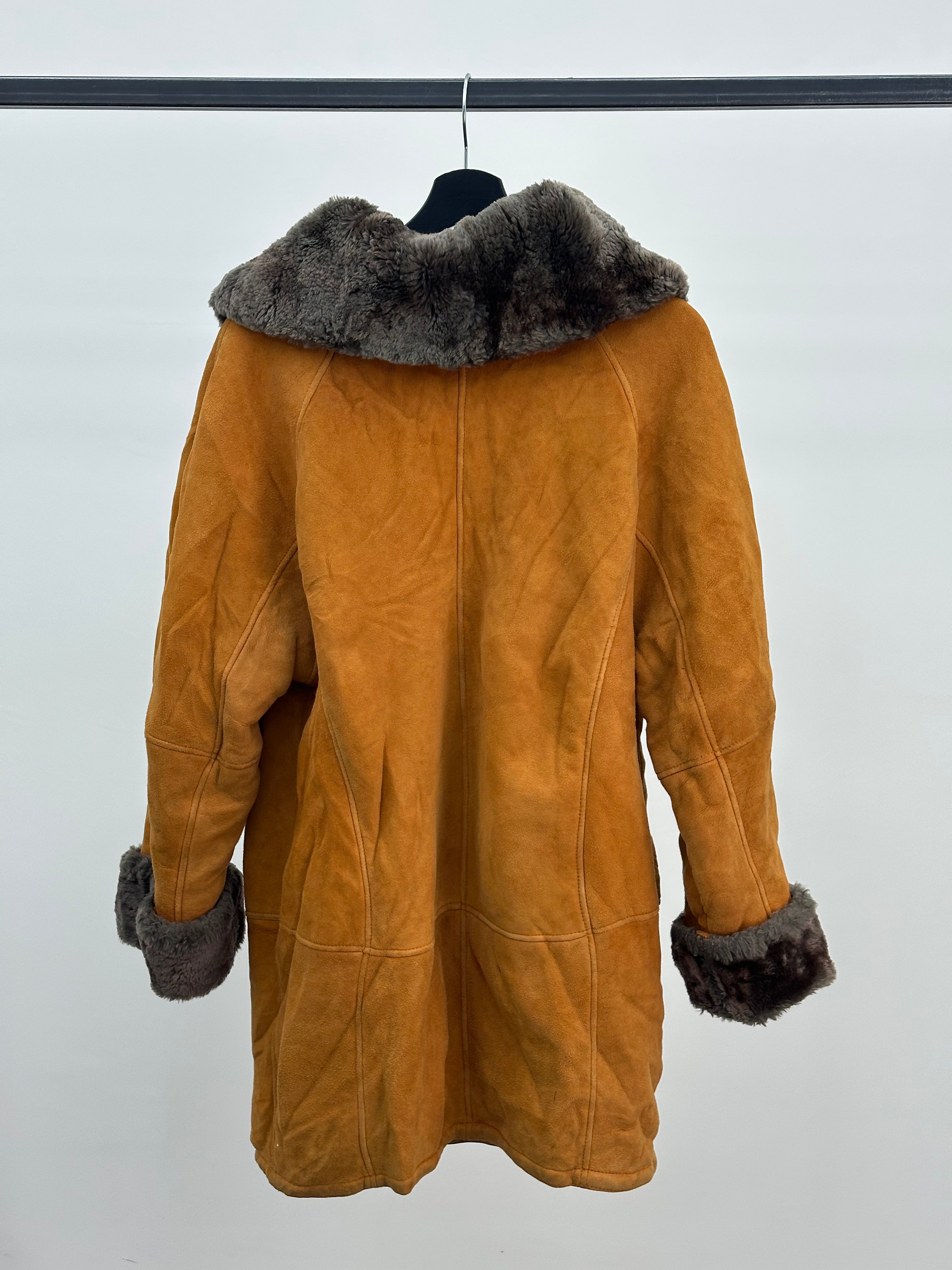 SHEARLING SHEEPSKIN