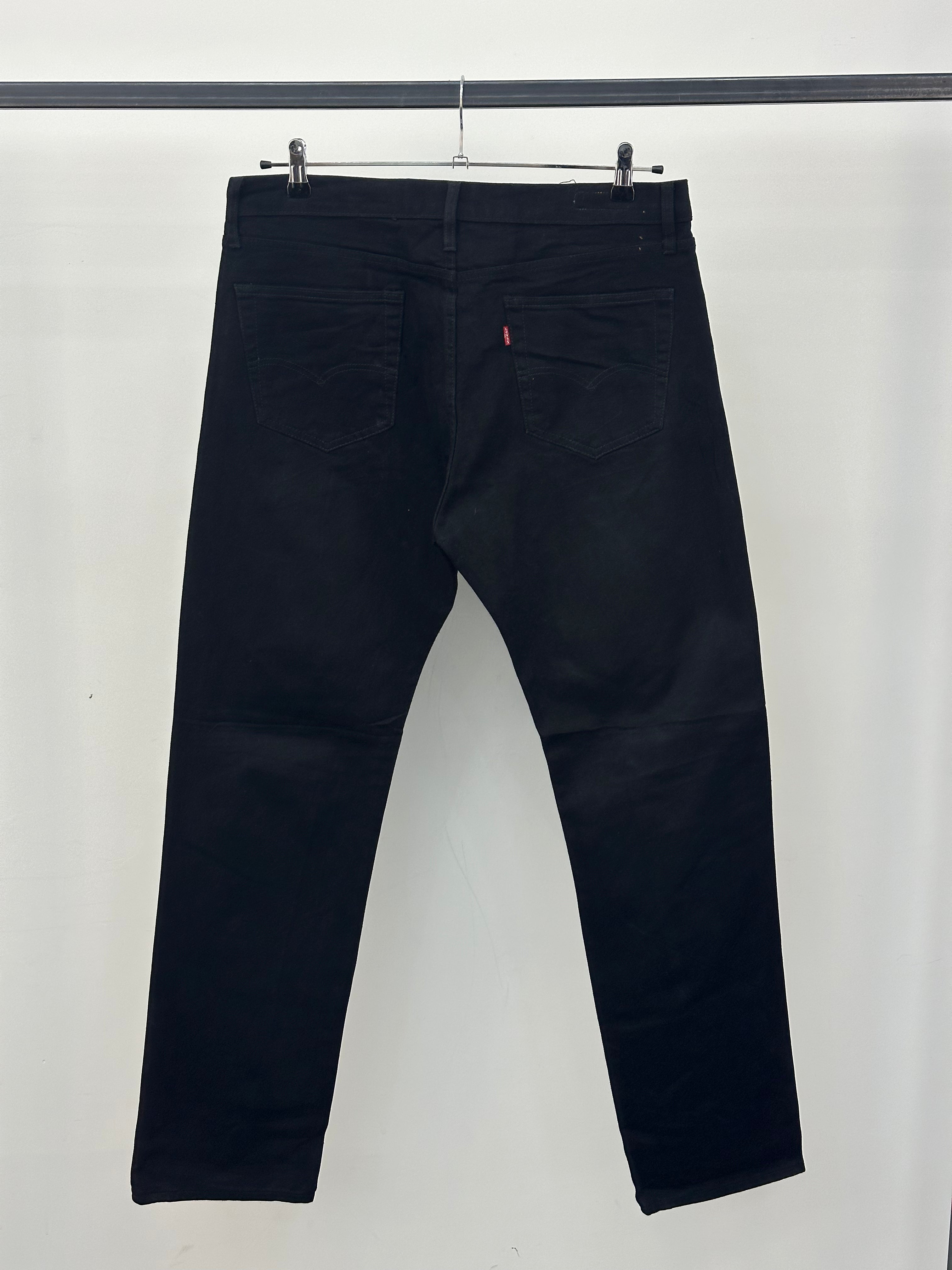 LEVI'S 501 TAGLIA: 50 ITA = W36 L32