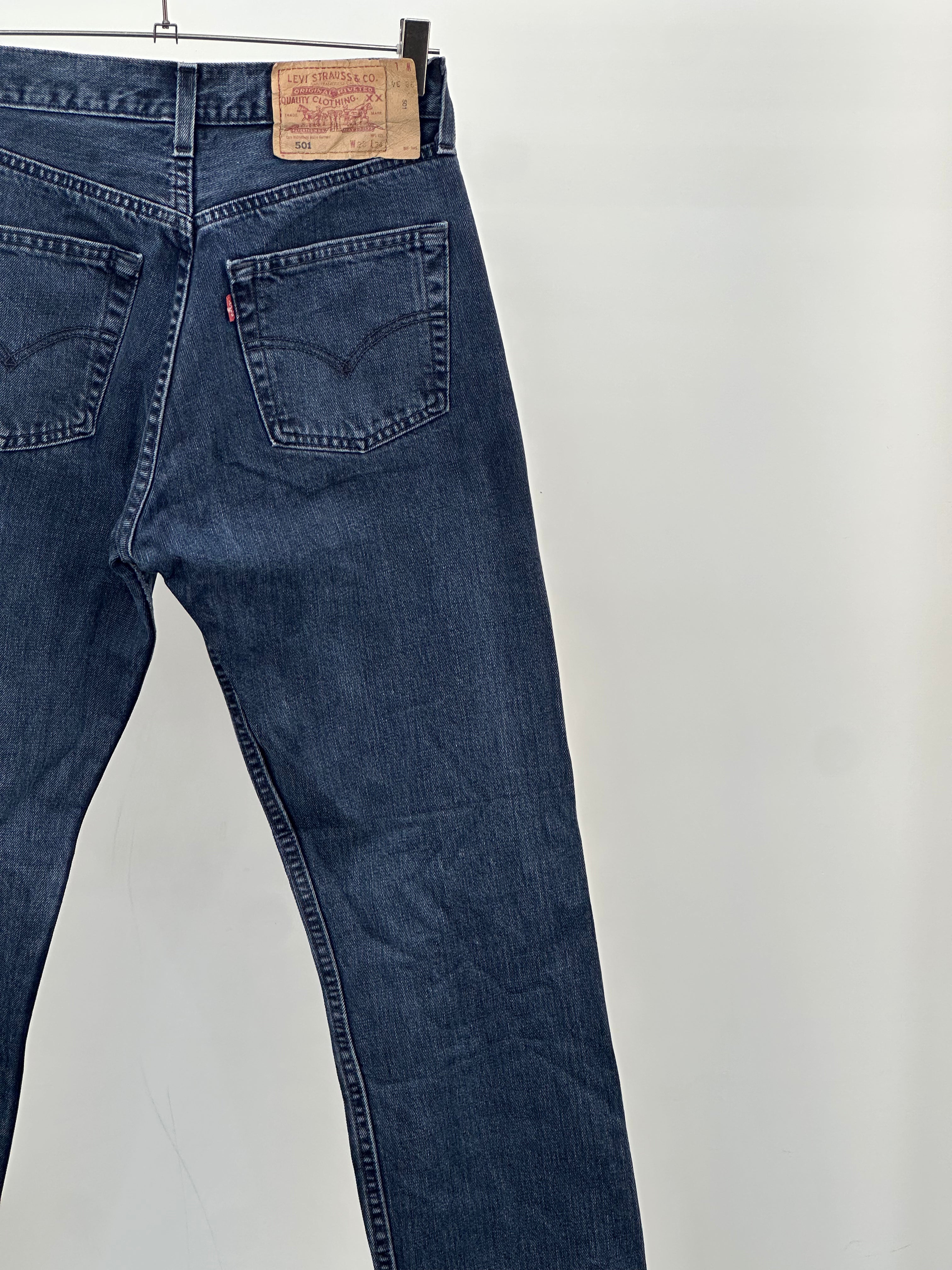 LEVI'S 501 TAGLIA: 42 ITA = W28 L34