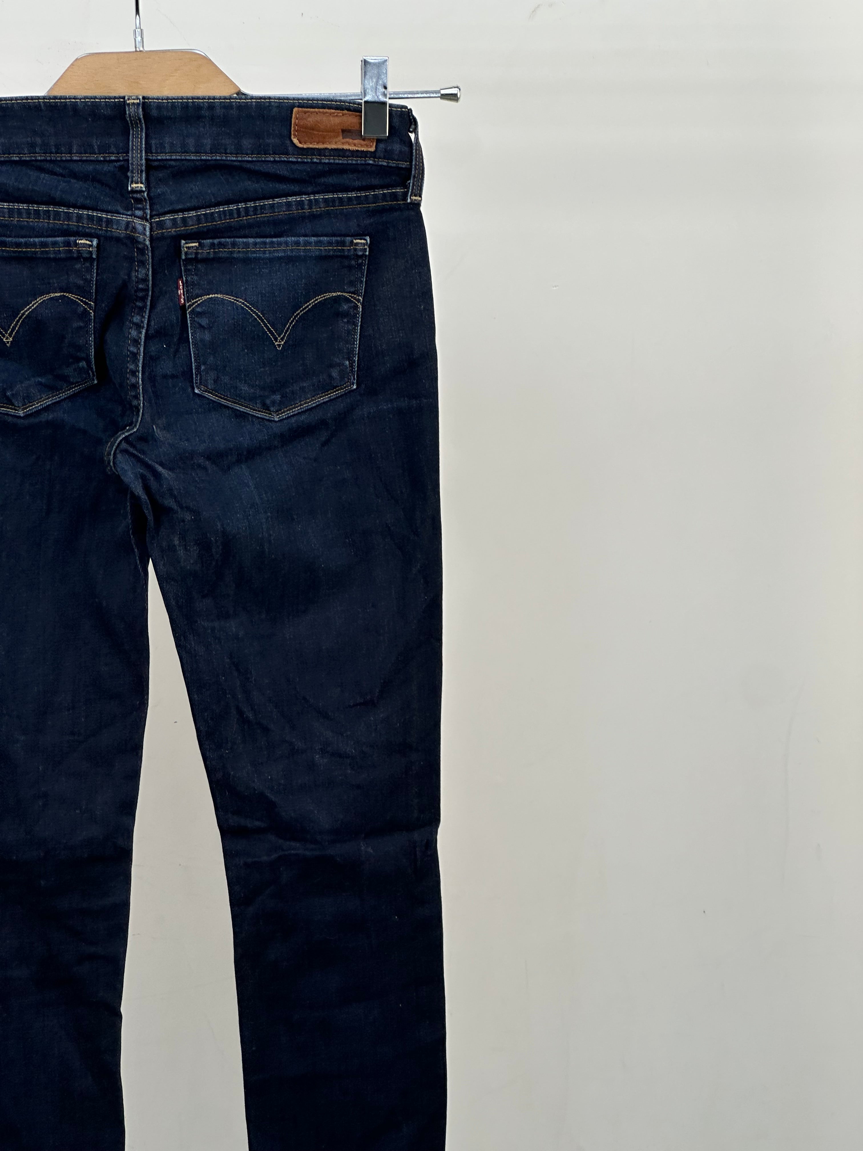 LEVI'S MODERN RISE SKINNY: 39 ITA = W25 L32