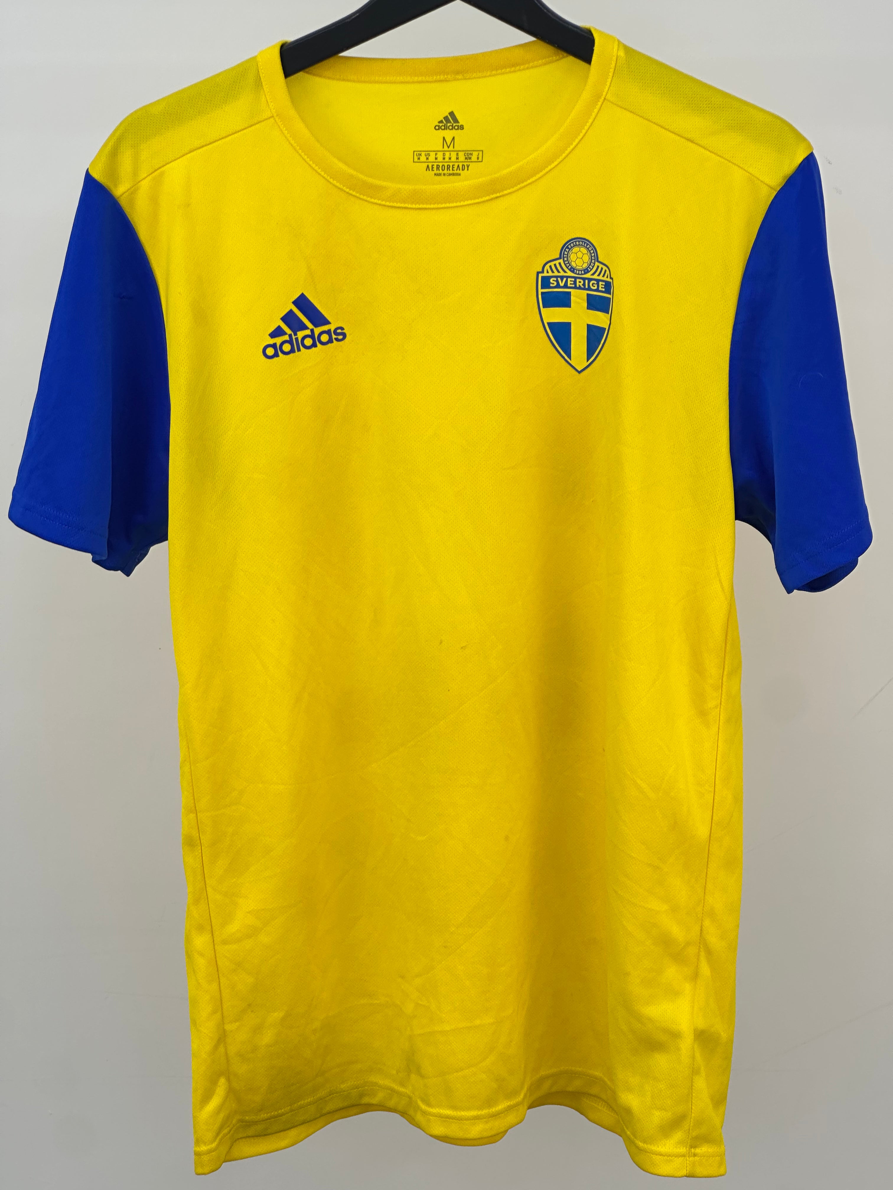 T-SHIRT SVEZIA TAGLIA: M