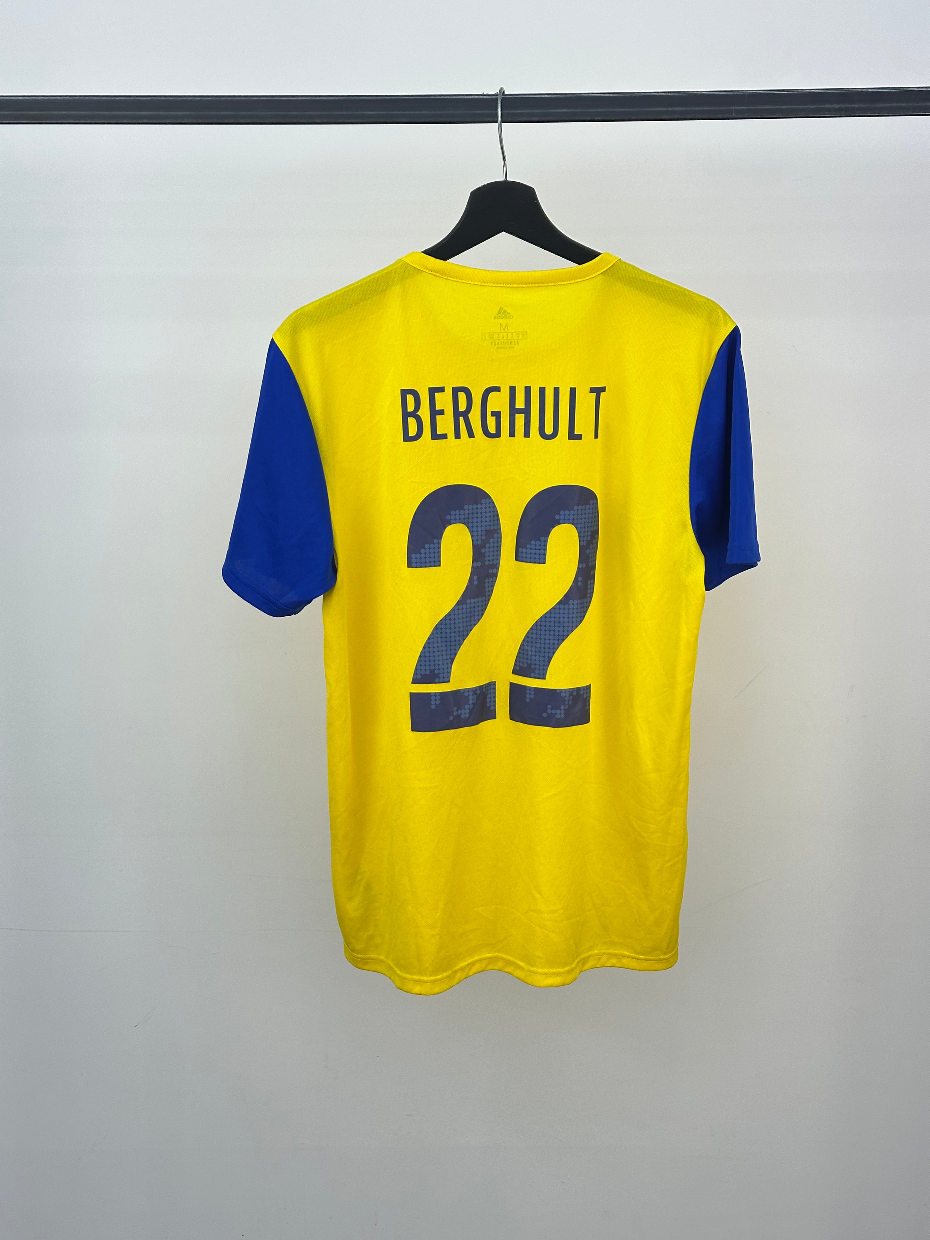 T-SHIRT SVEZIA TAGLIA: M