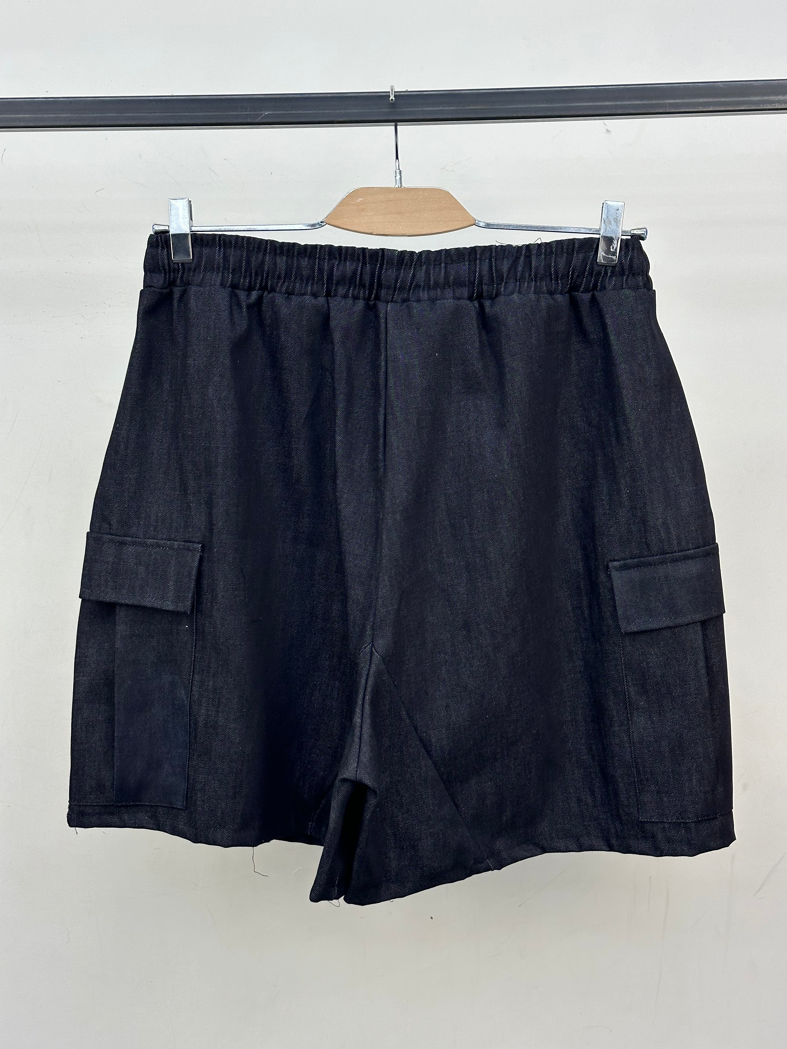 CARGO IN RAW DENIM