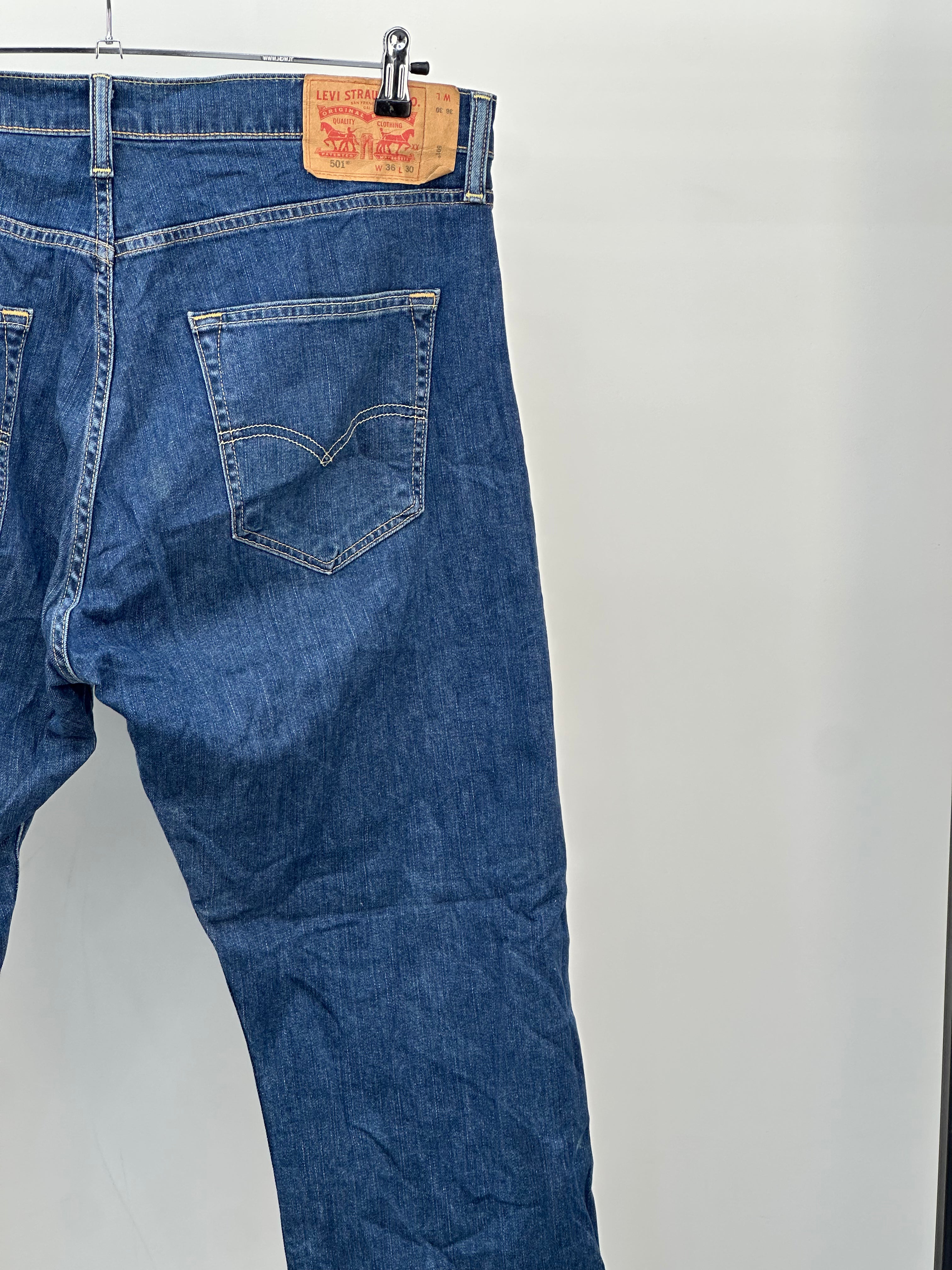 LEVI'S 501 TAGLIA: 50 ITA = W36 L30