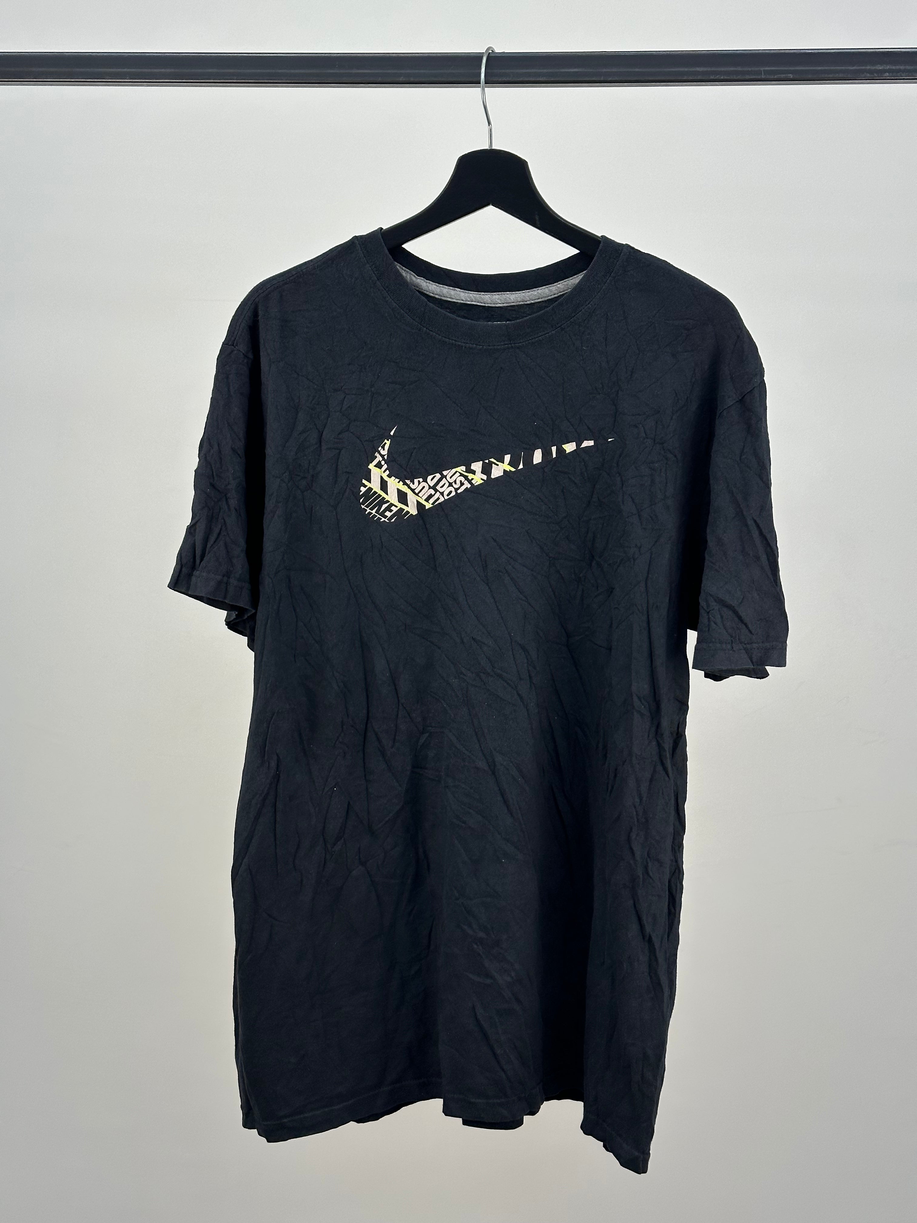 T-SHIRT NIKE TAGLIA: XL