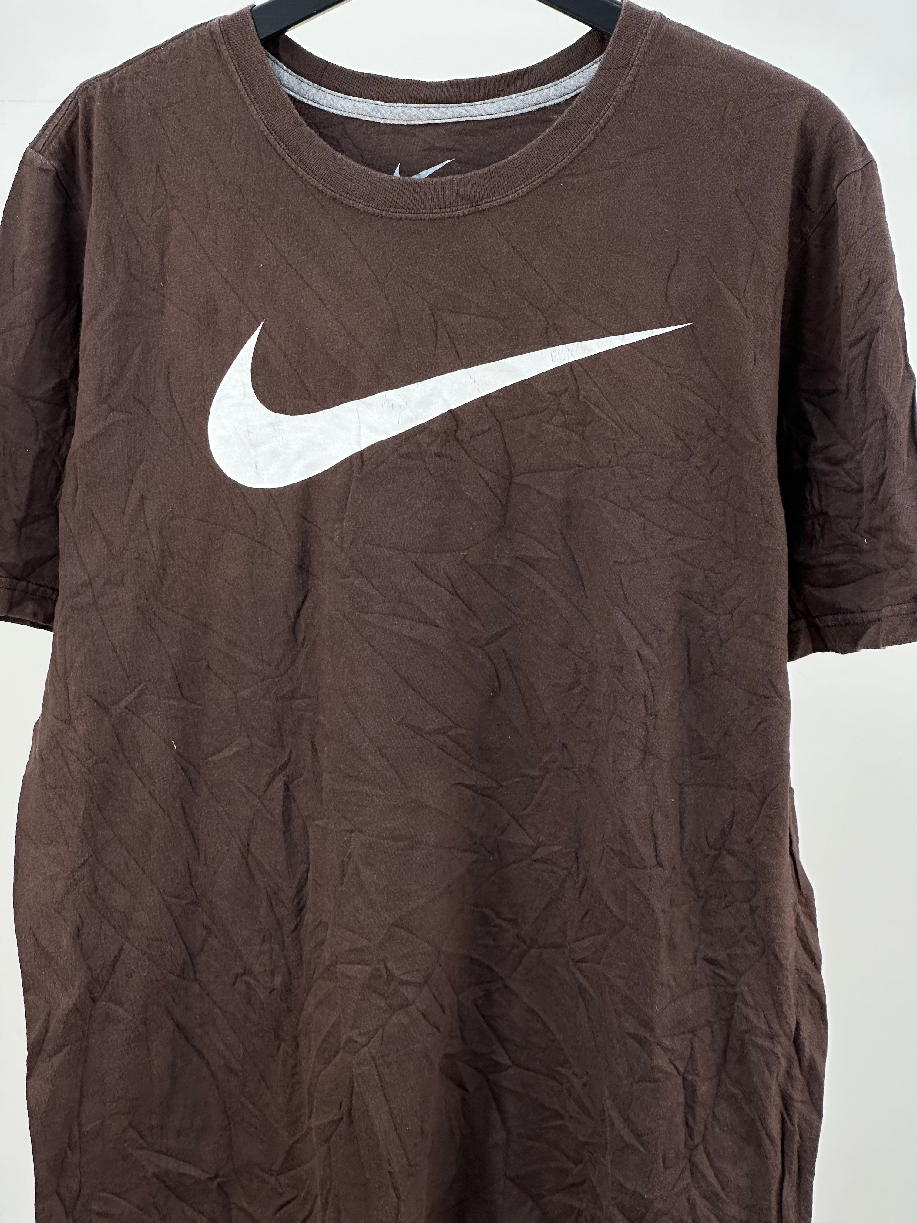 T-SHIRT NIKE TAGLIA: L
