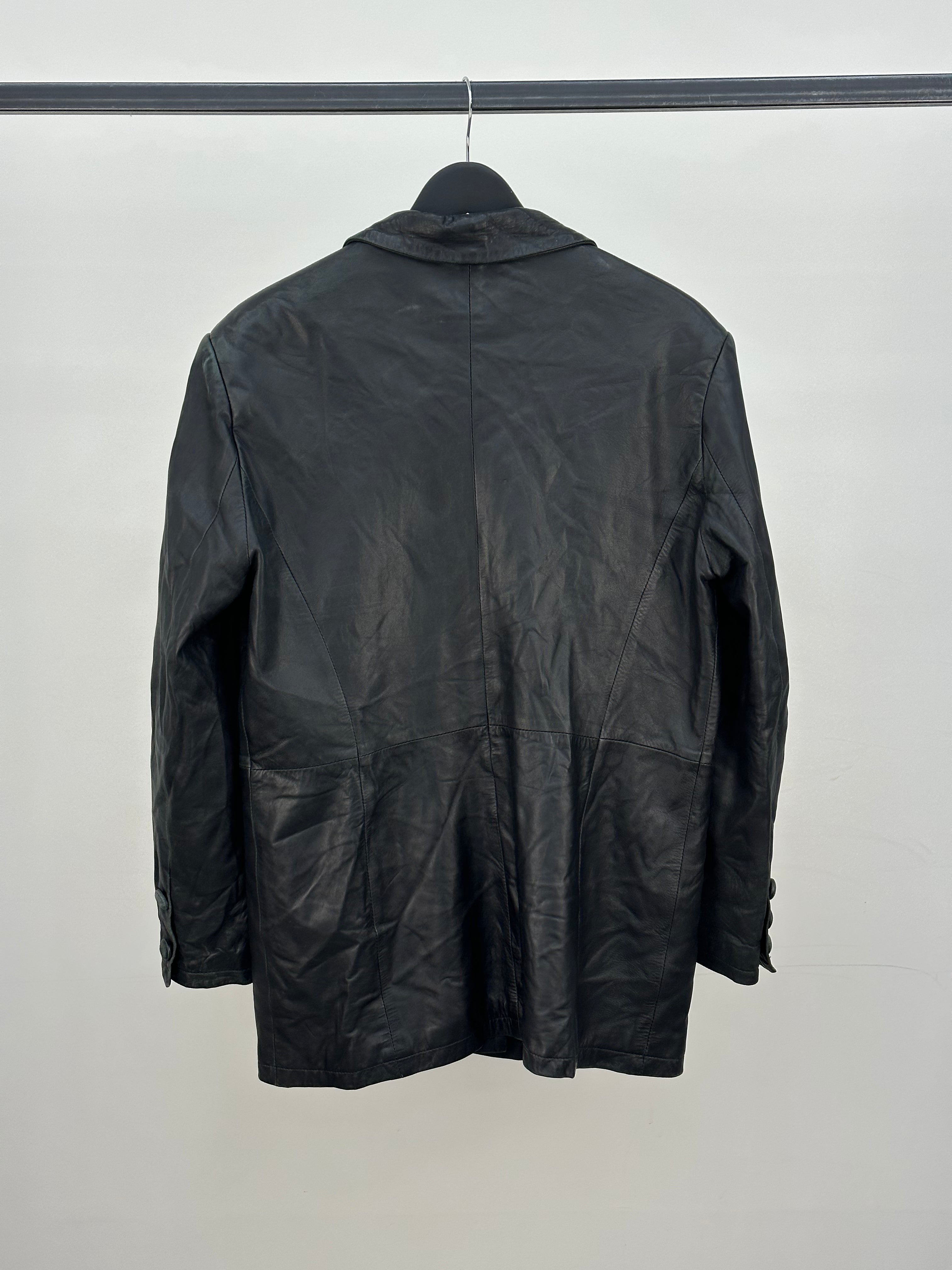 LEATHER JACKET SIZE : 42