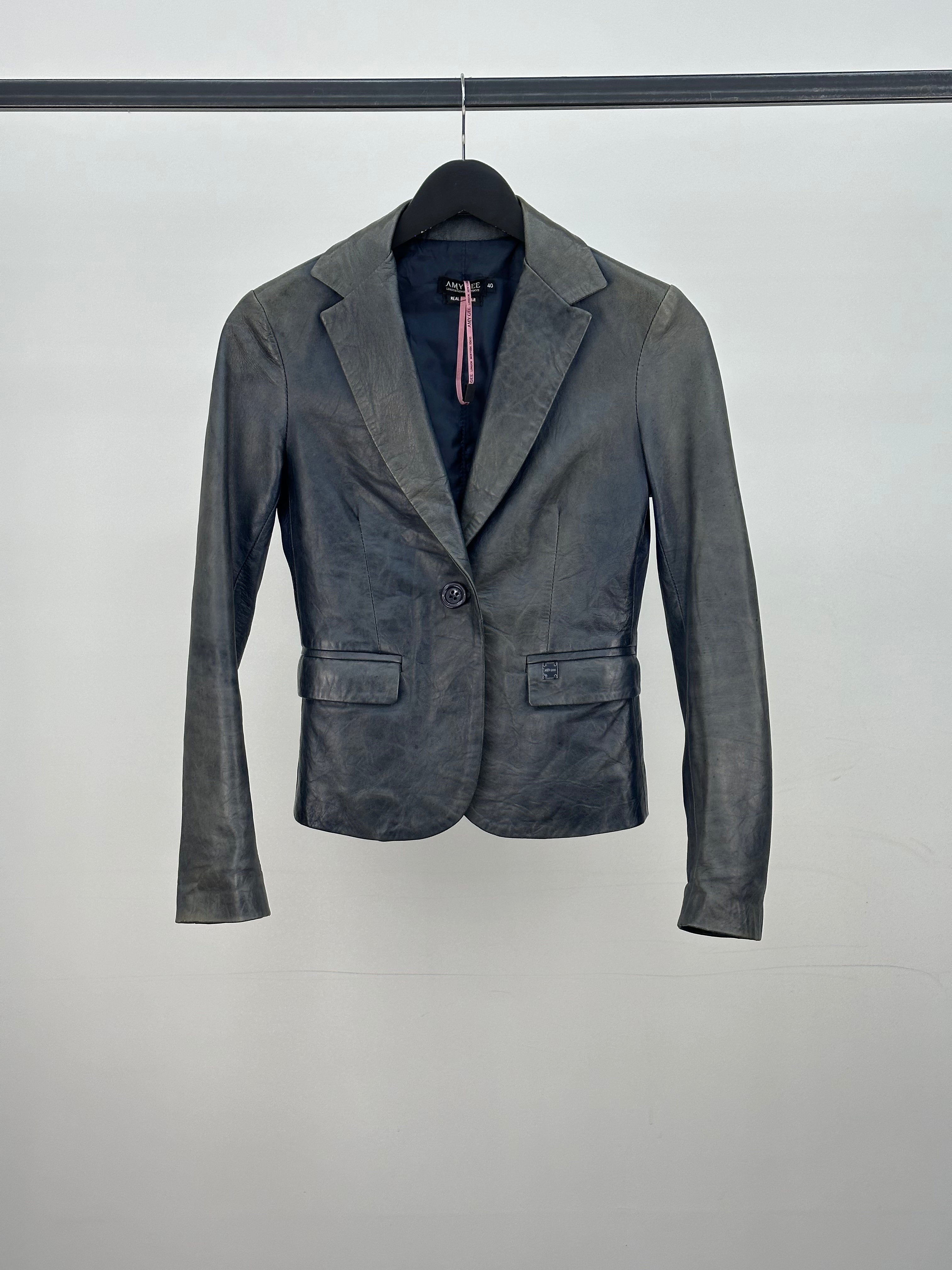 LEATHER JACKET SIZE : 40