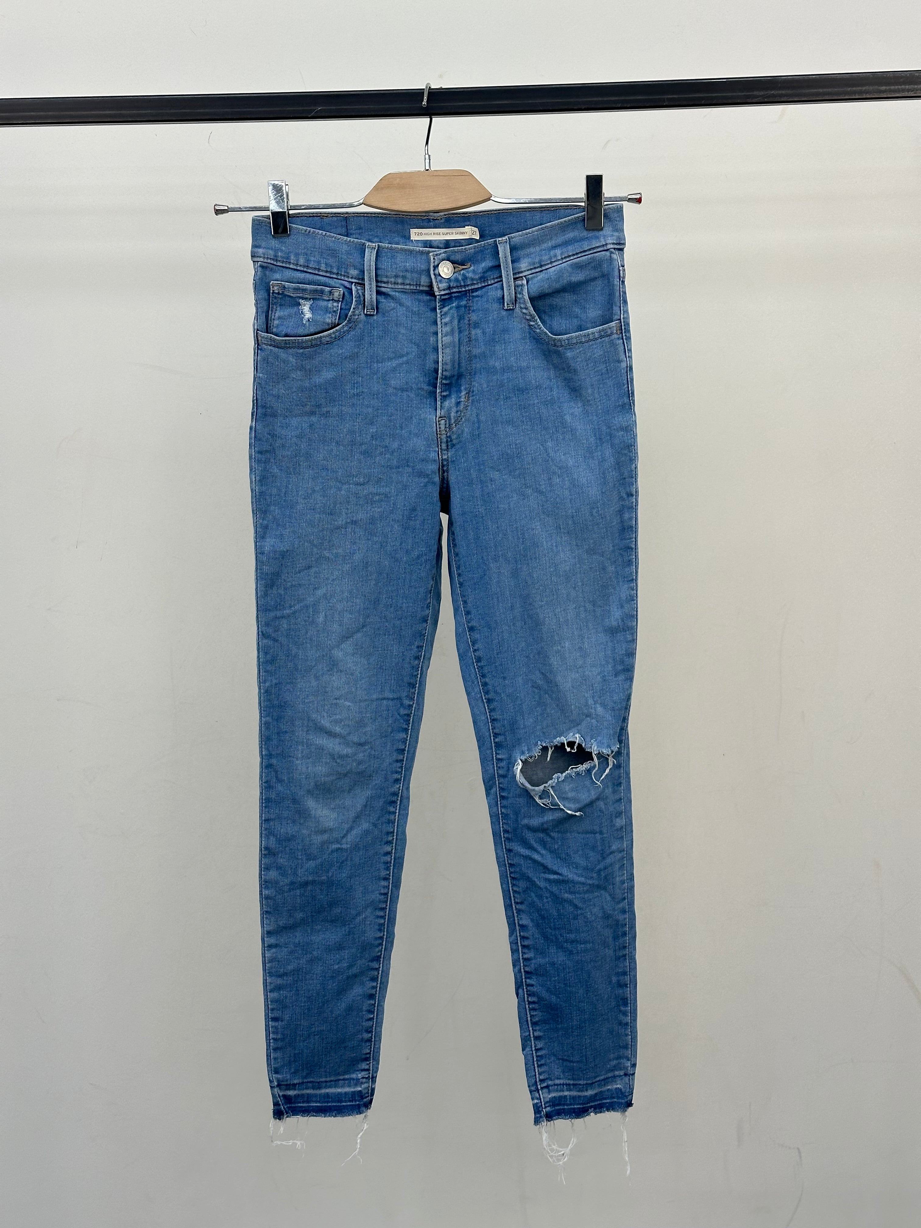 LEVI'S 720 HIGH RISE SUPER SKINNY FIT: 41 ITA = W27 L28