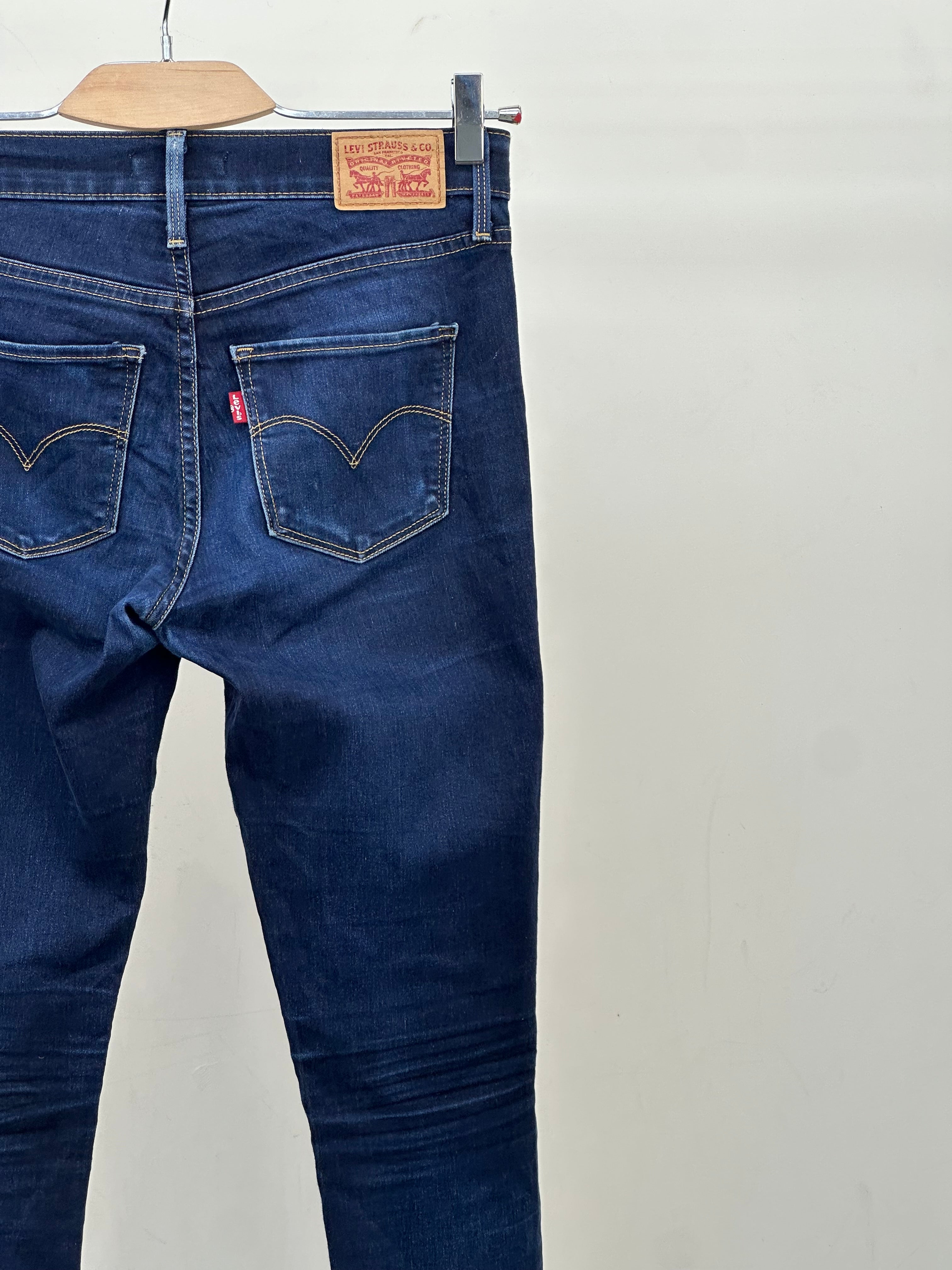 LEVI'S 311 SHAPING SKINNY FIT: 40 ITA = W26 L30