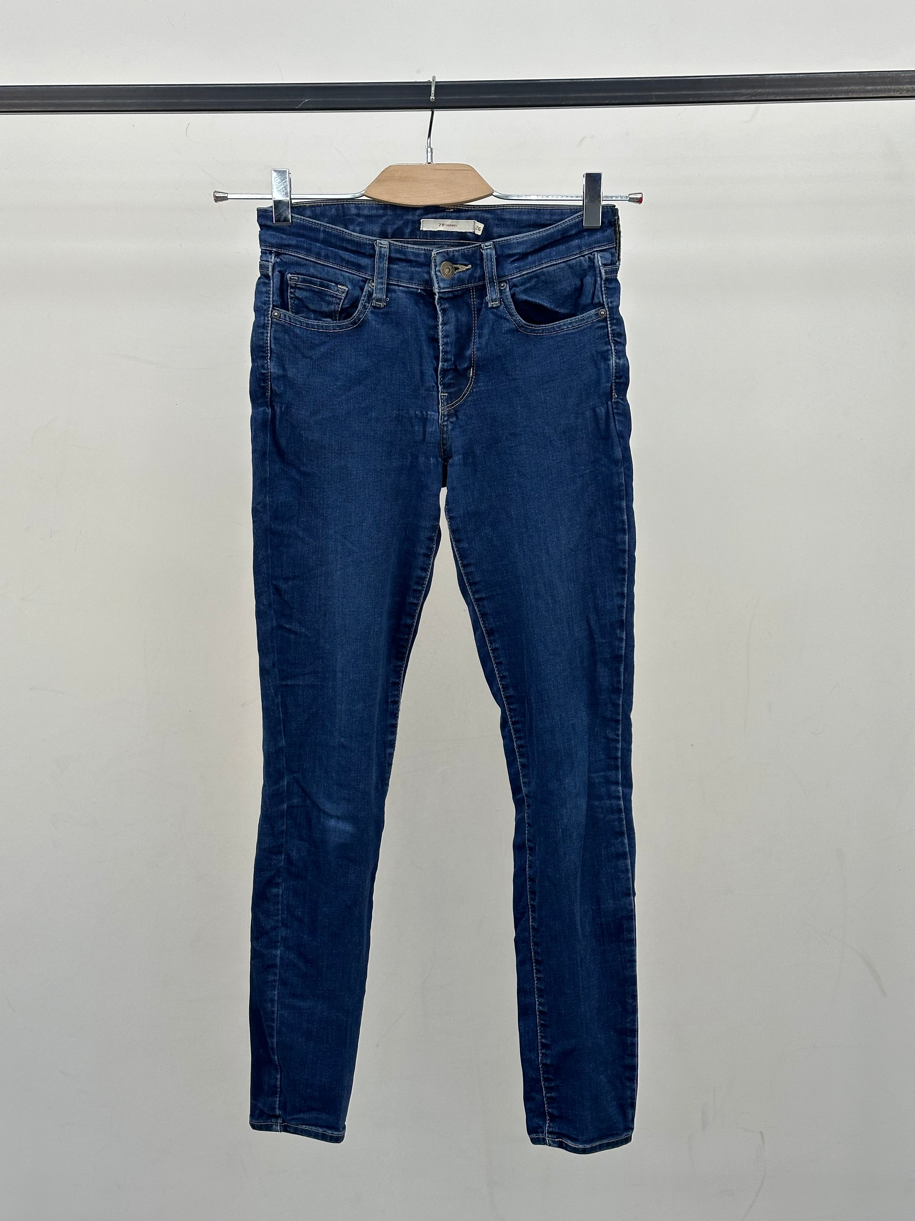 LEVI'S 711 SKINNY FIT: 40 ITA = W26 L30