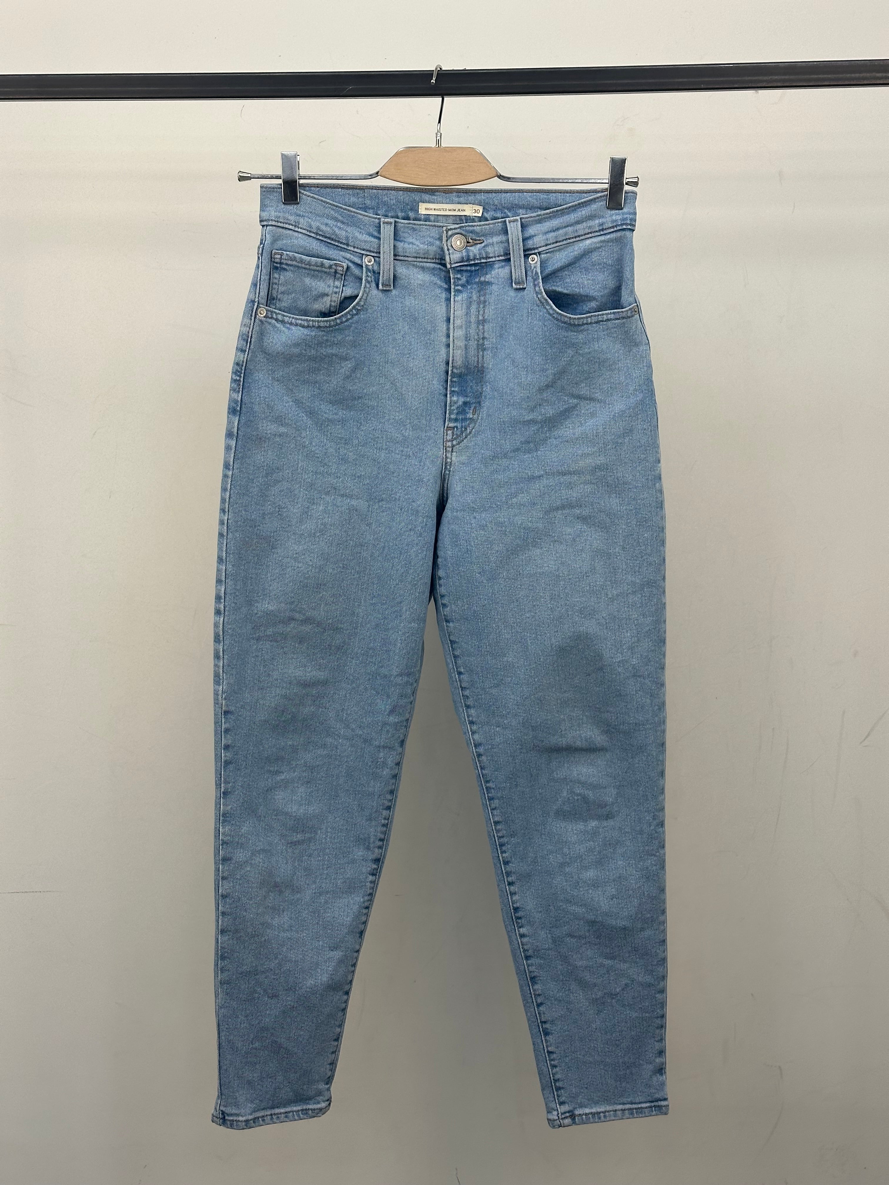 LEVI'S HIGH WAISTED MOM JEAN TAGLIA: 44 ITA = W30 L29