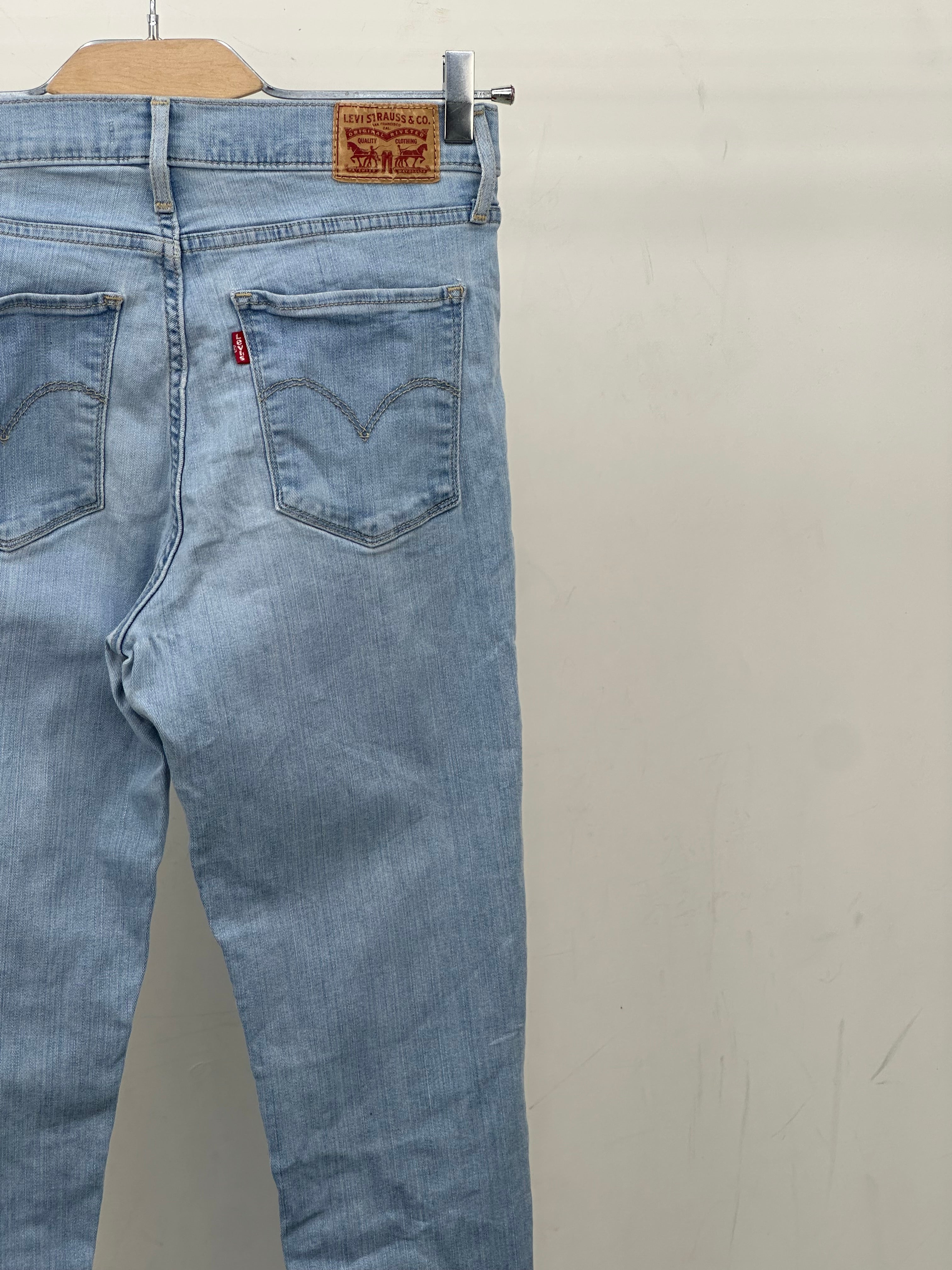 LEVI'S 720 HIGH RISE SUPER SKINNY FIT TAGLIA: 43 ITA = W29 L32
