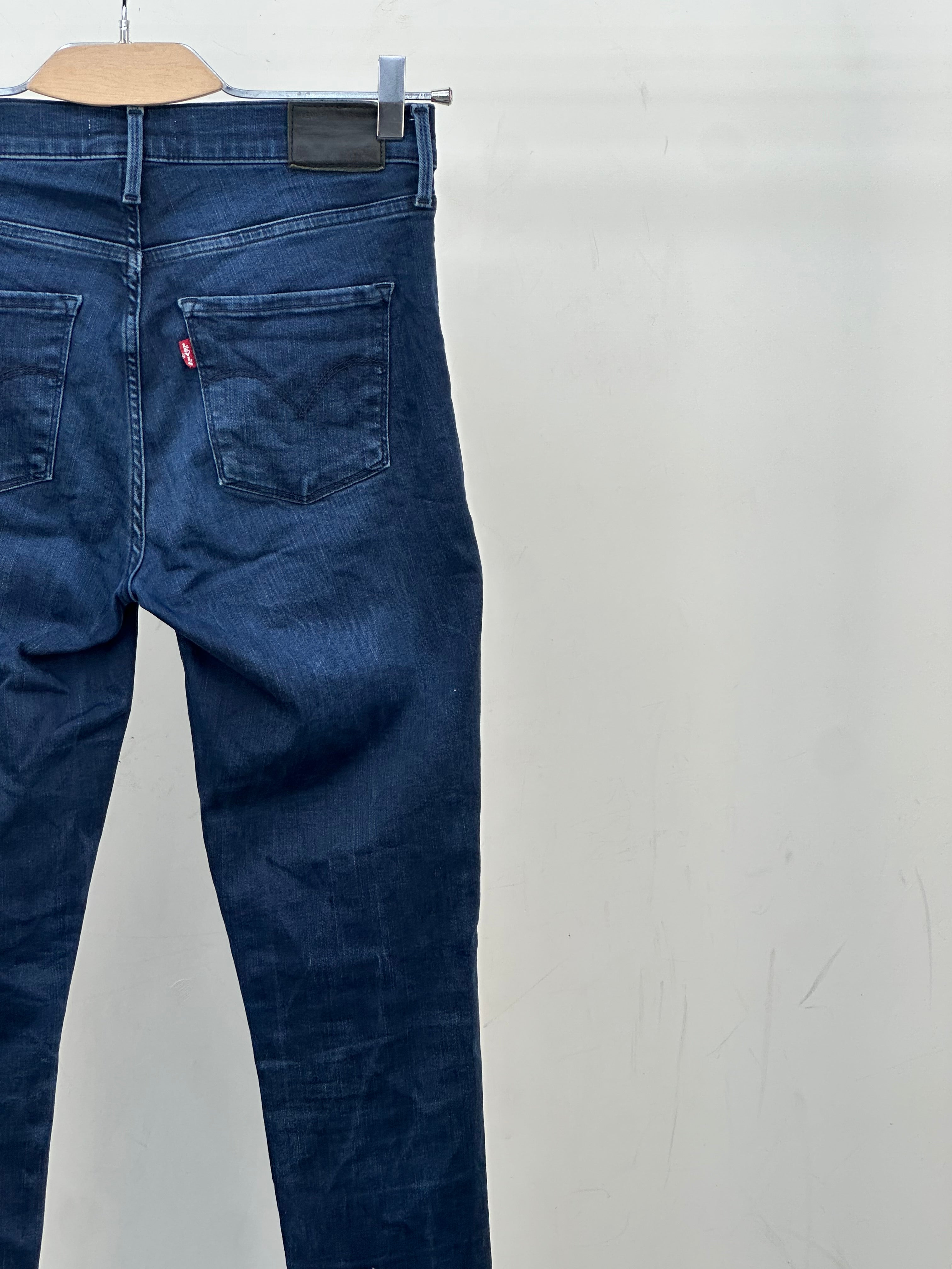LEVI'S 310 SHAPING SKINNY FIT TAGLIA: 42 ITA = W28 L32