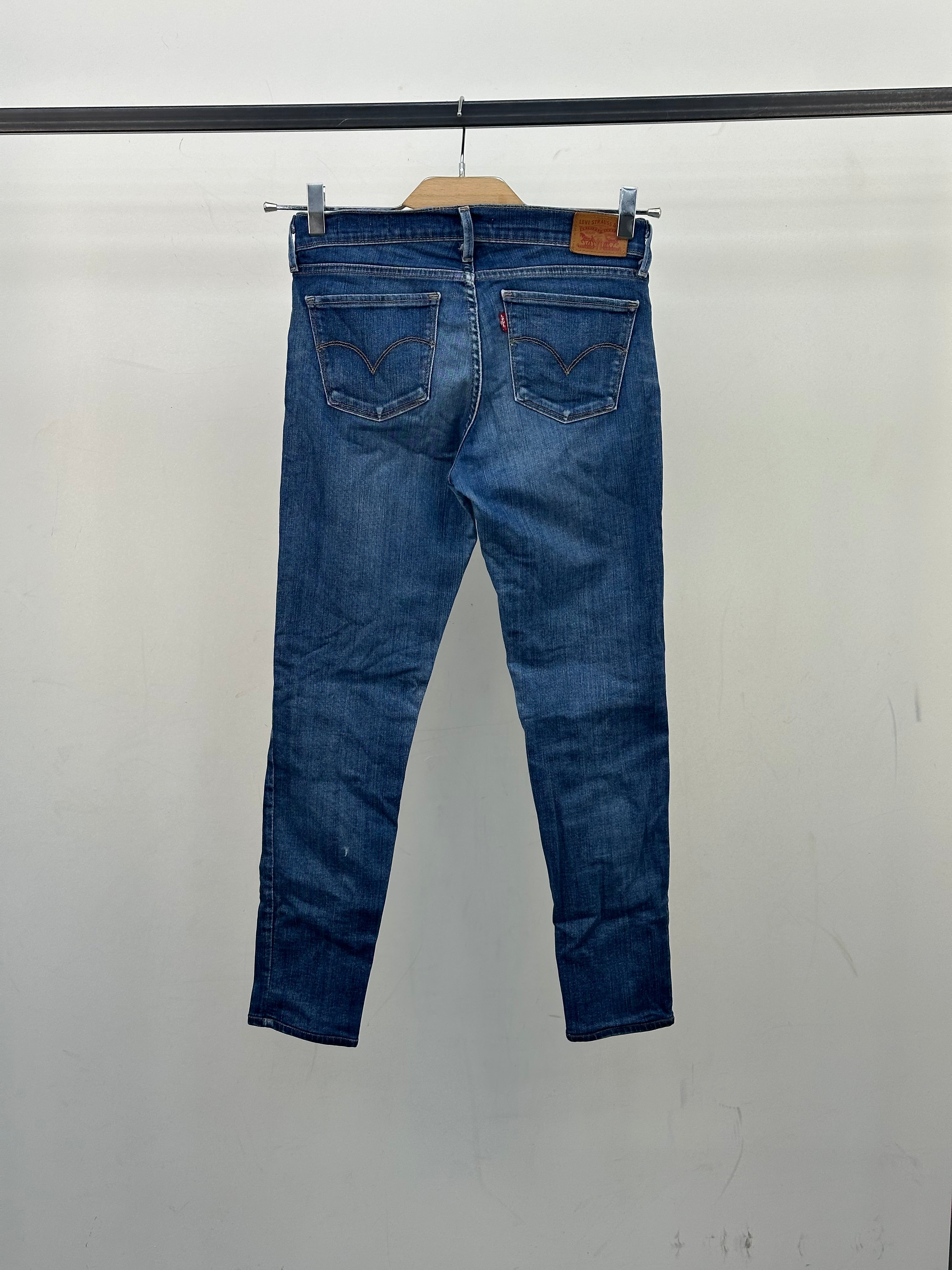 LEVI'S 710 SUPER SKINNY FIT: 41 ITA = W27