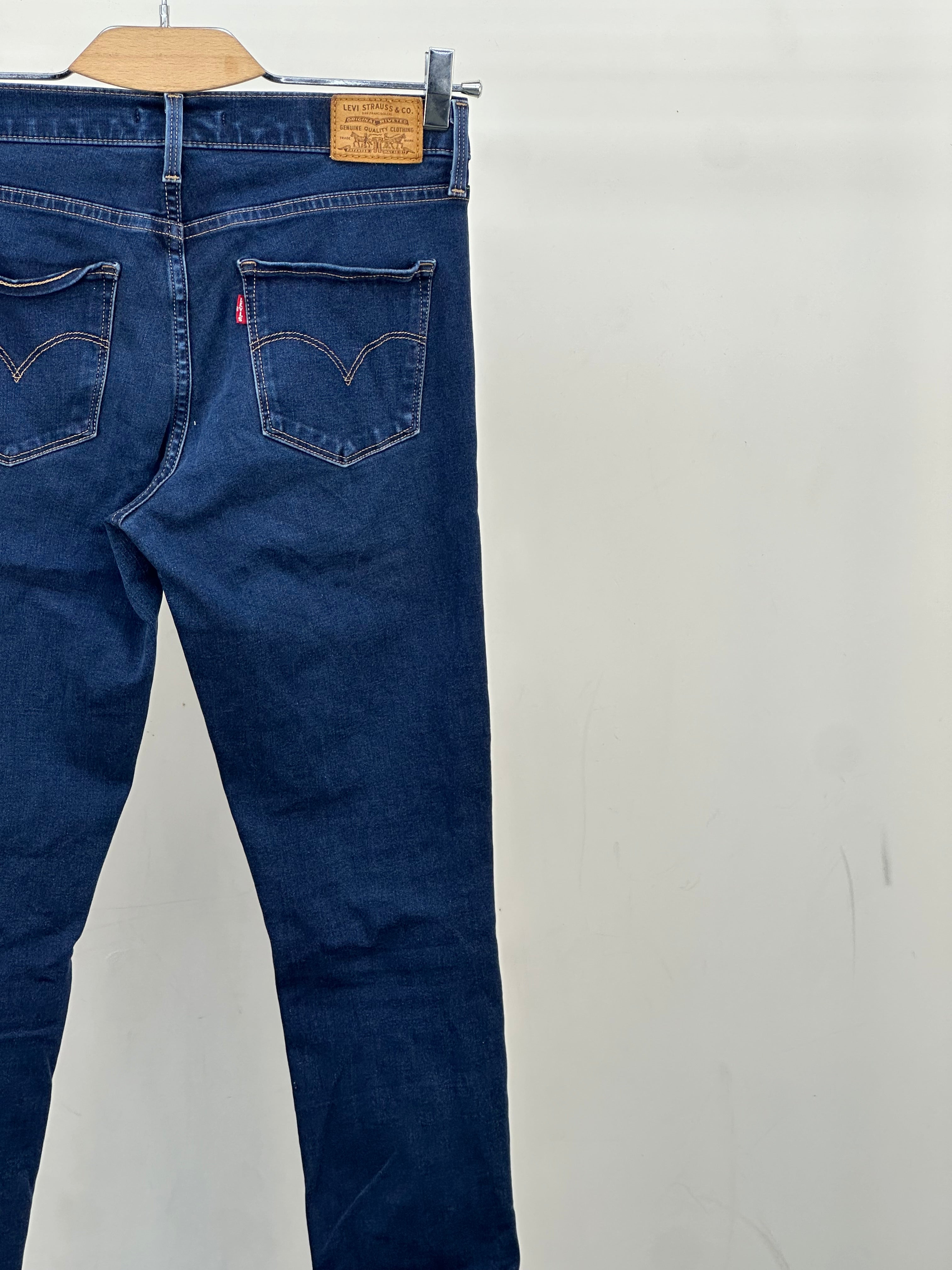 LEVI'S 311 SHAPING SKINNY FIT: 41 ITA = W27 L30