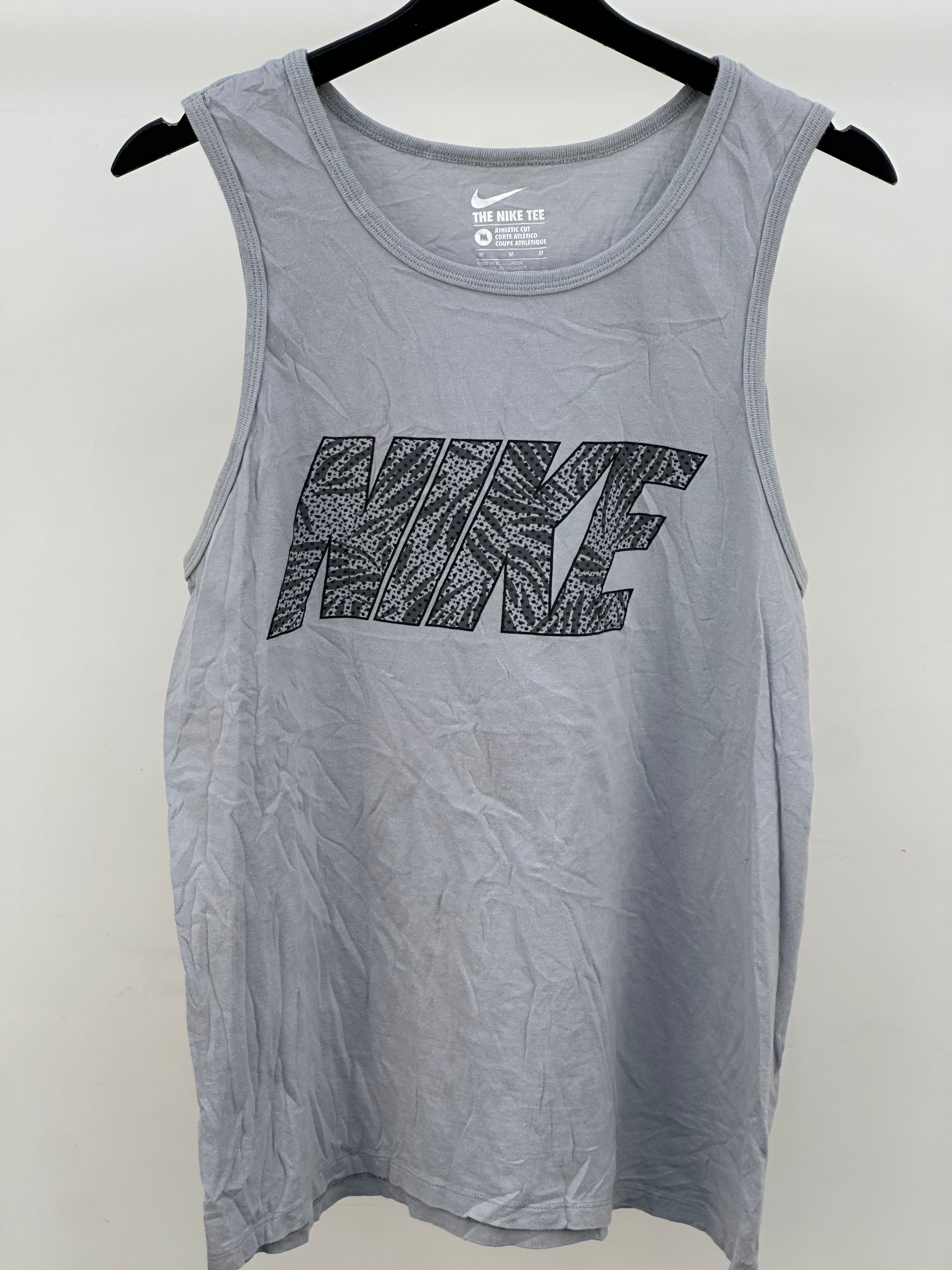 T-SHIRT NIKE TAGLIA: M