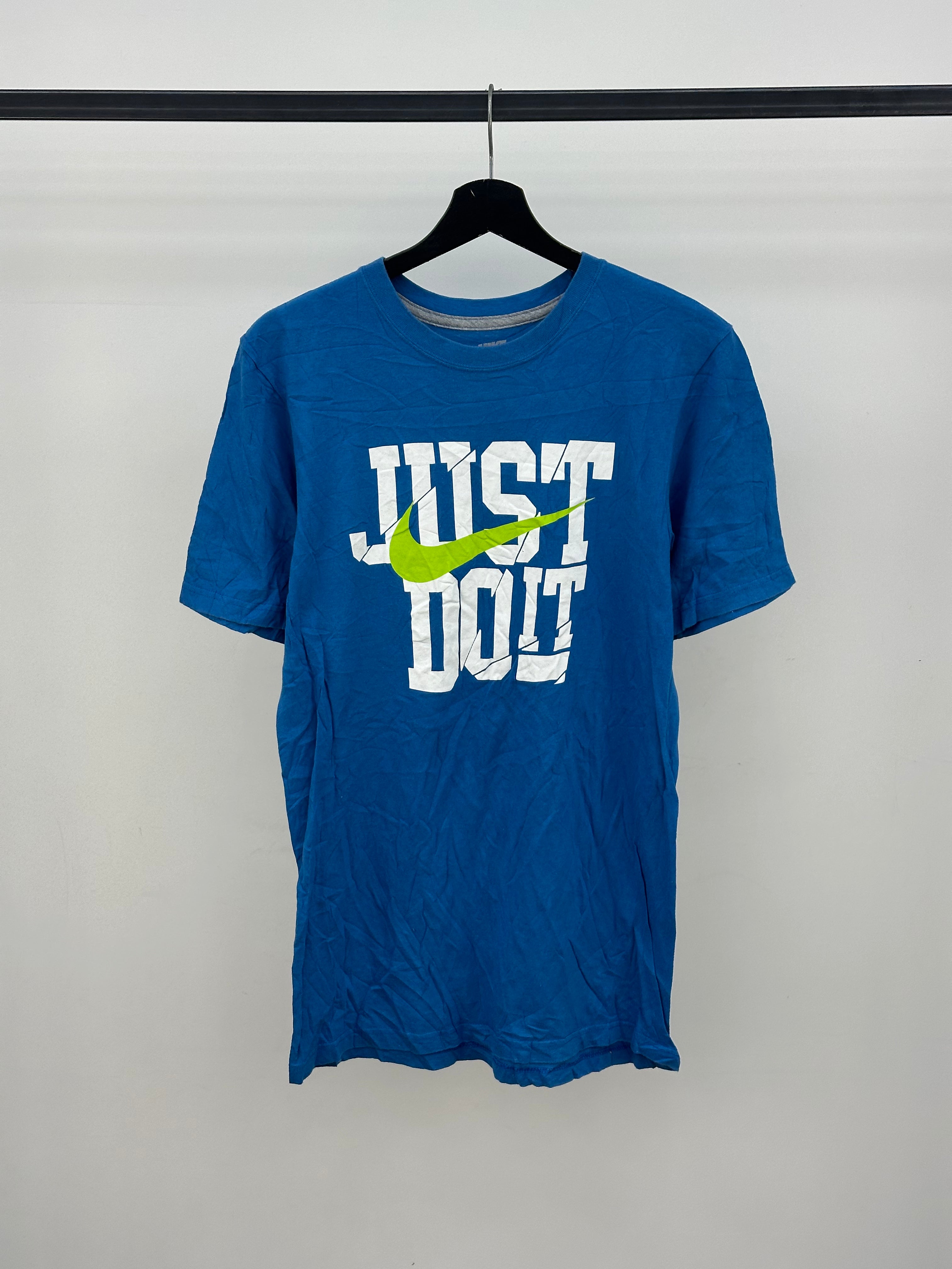 T-SHIRT NIKE TAGLIA: S