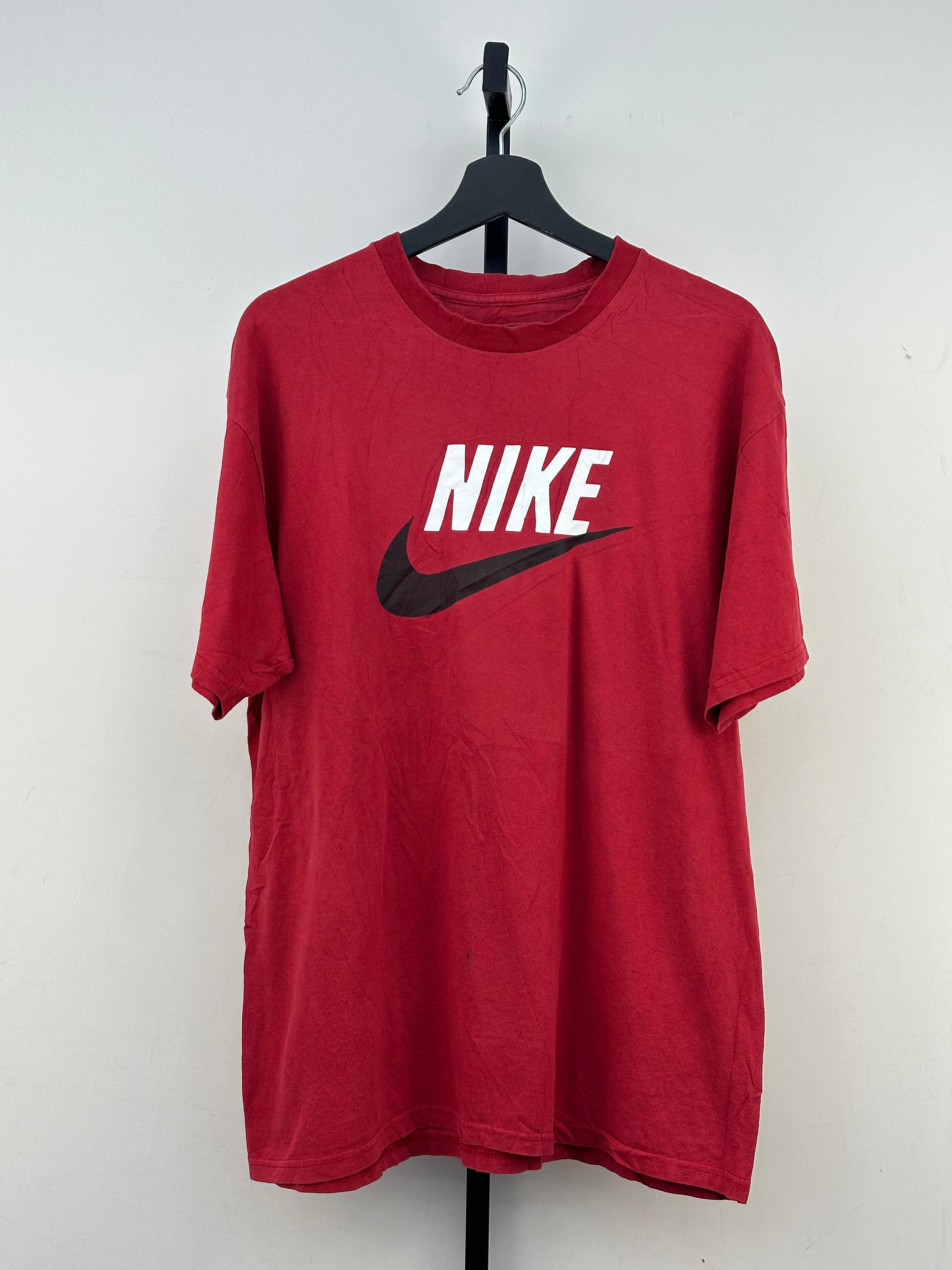 T-SHIRT NIKE TAGLIA: L