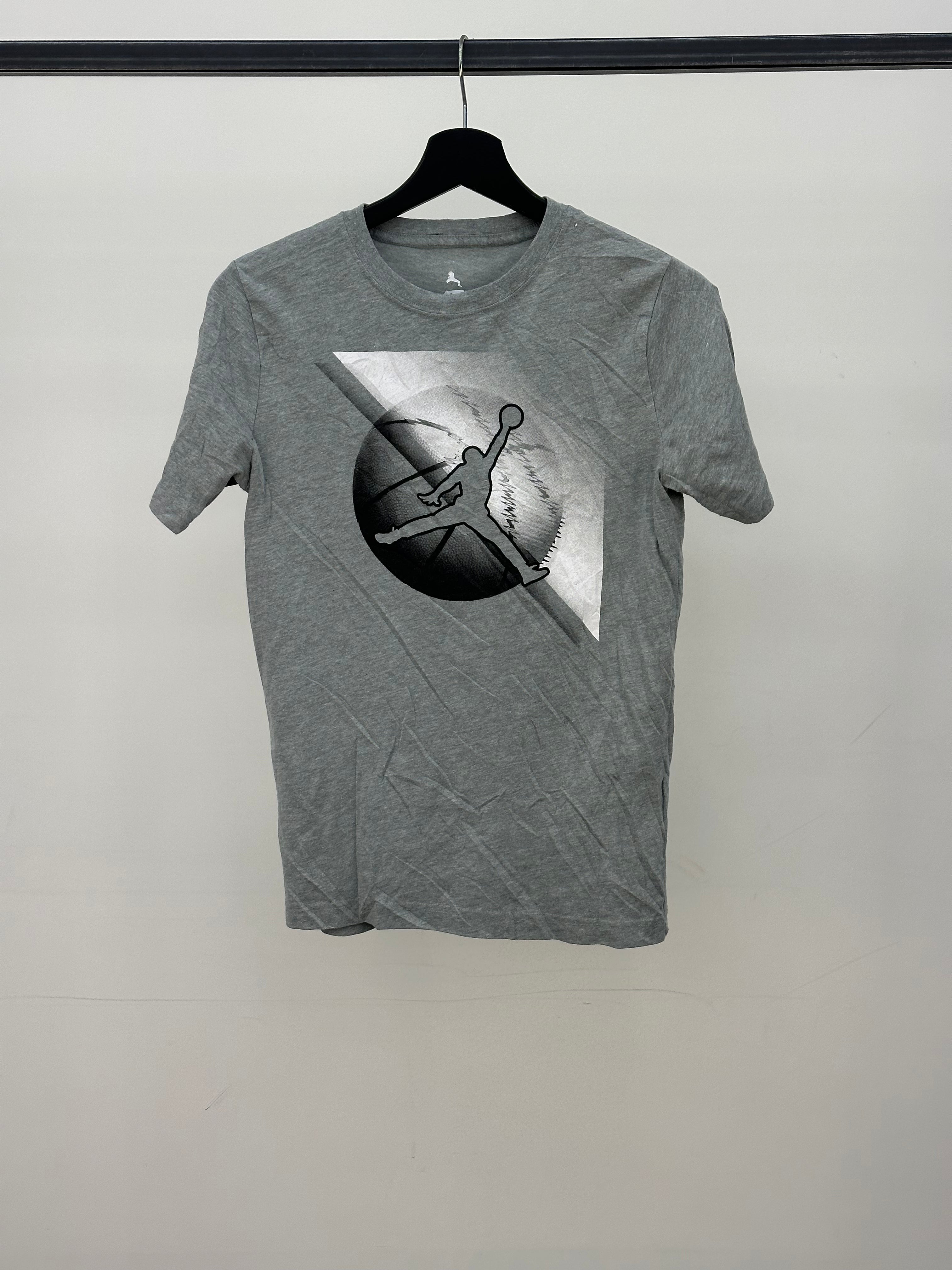 T-SHIRT JORDAN TAGLIA: L RAGAZZO