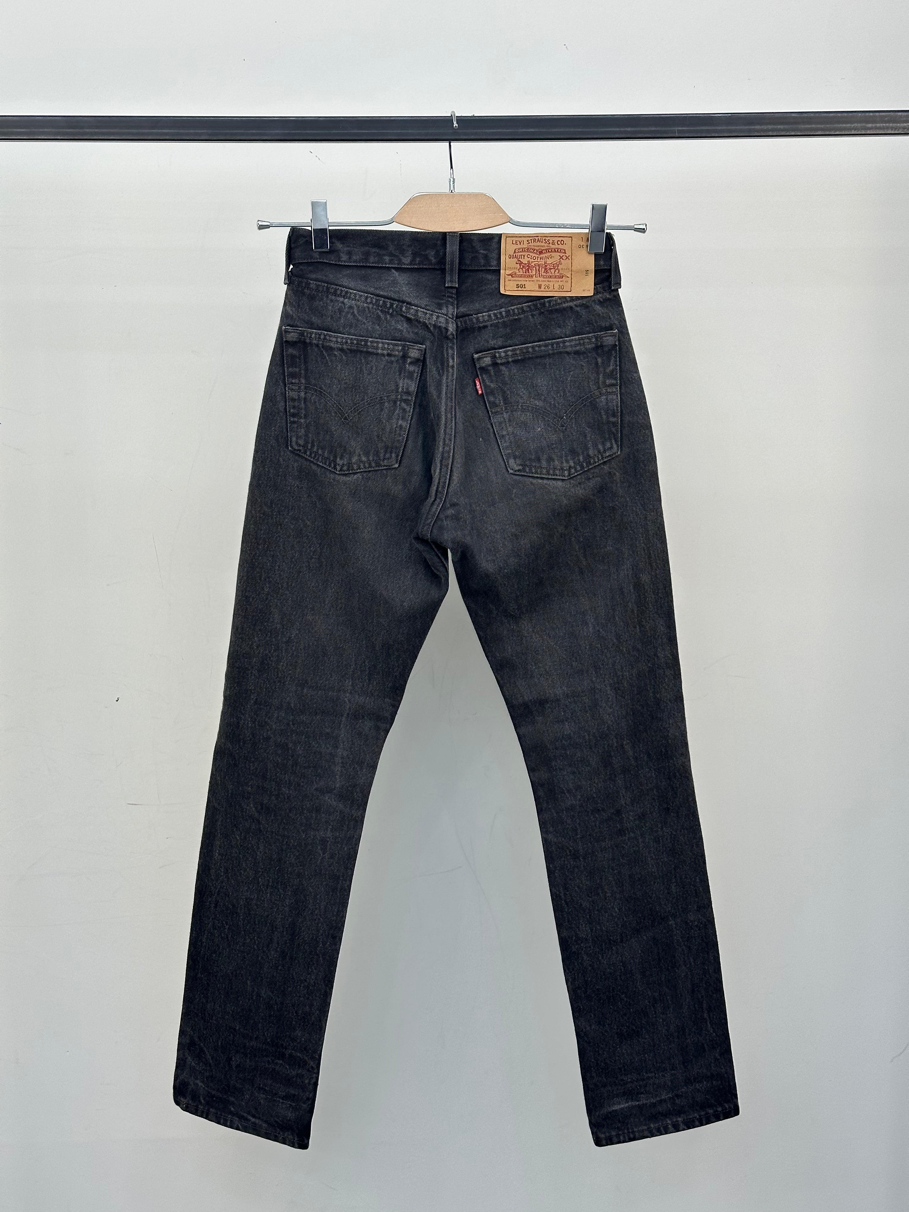 LEVI'S 501 TAGLIA: 40 ITA = W26 L30