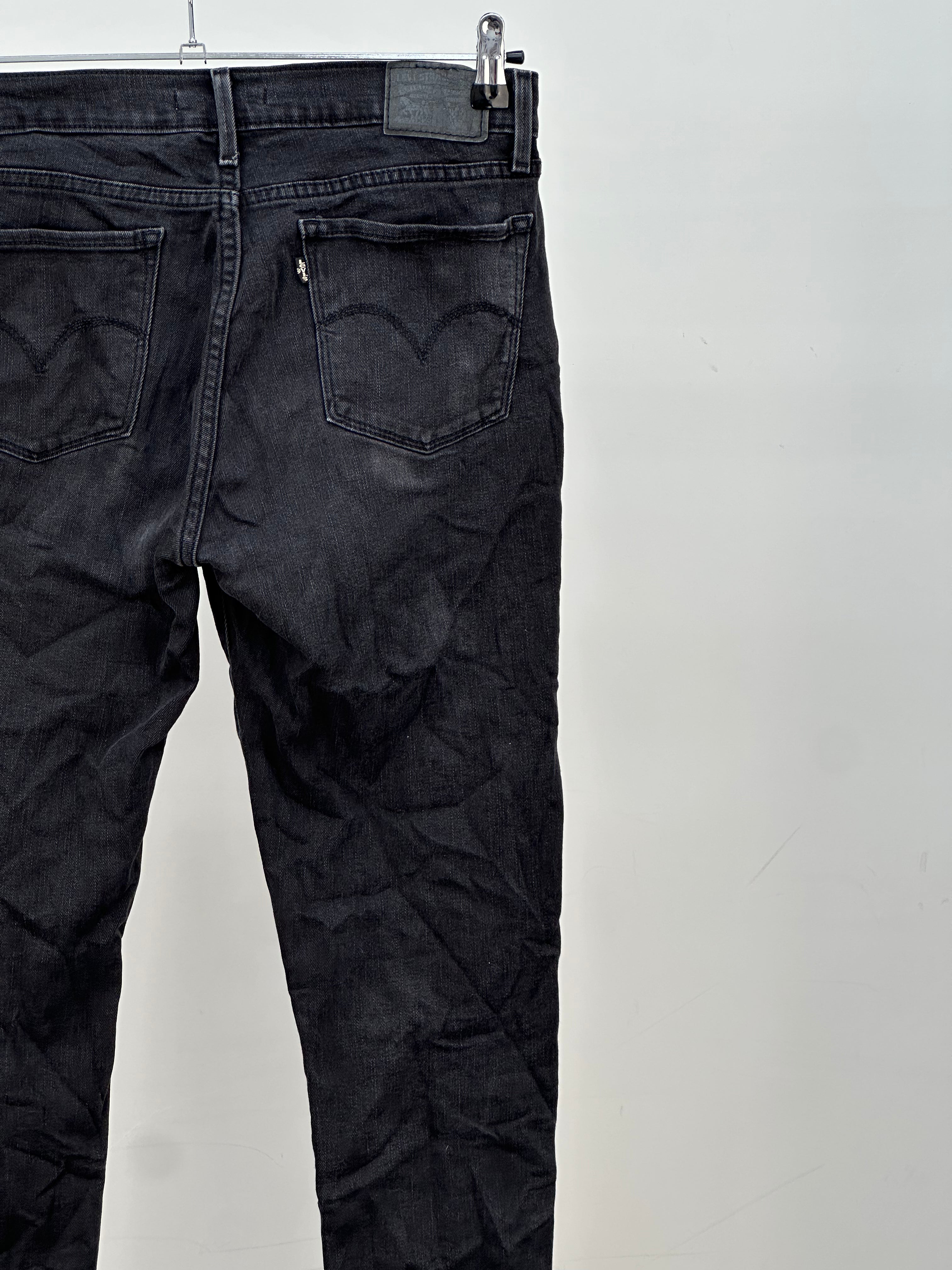 LEVI'S 710 SUPER SKINNY SIZE : 45 ITA = W31