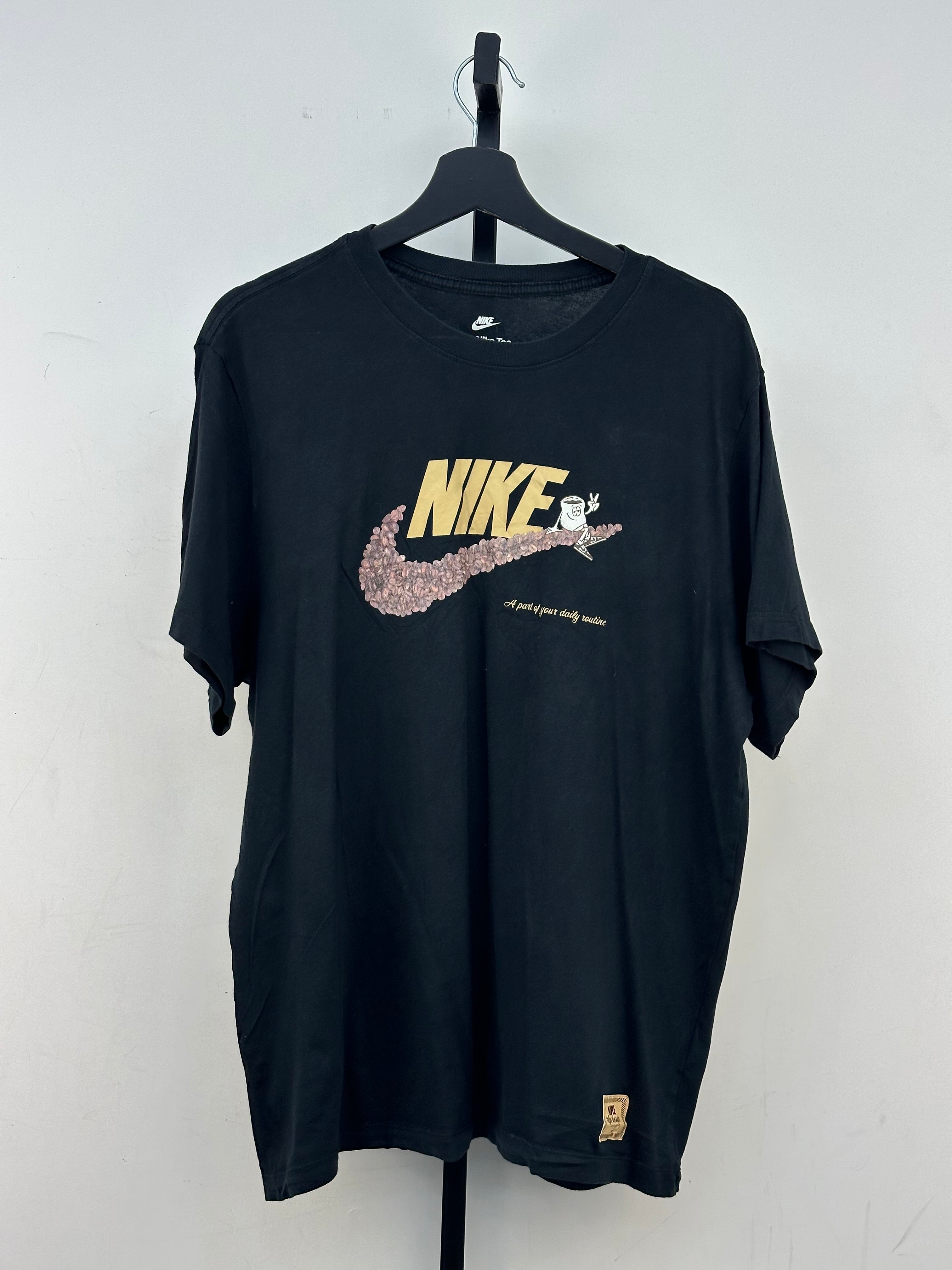 T-SHIRT NIKE TAGLIA: XL